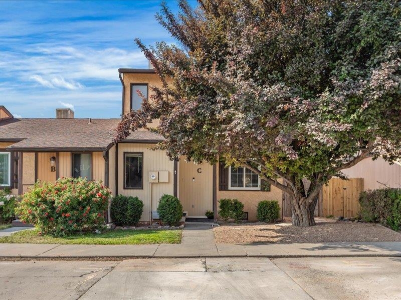 3293 N Good Hope Circle — photo