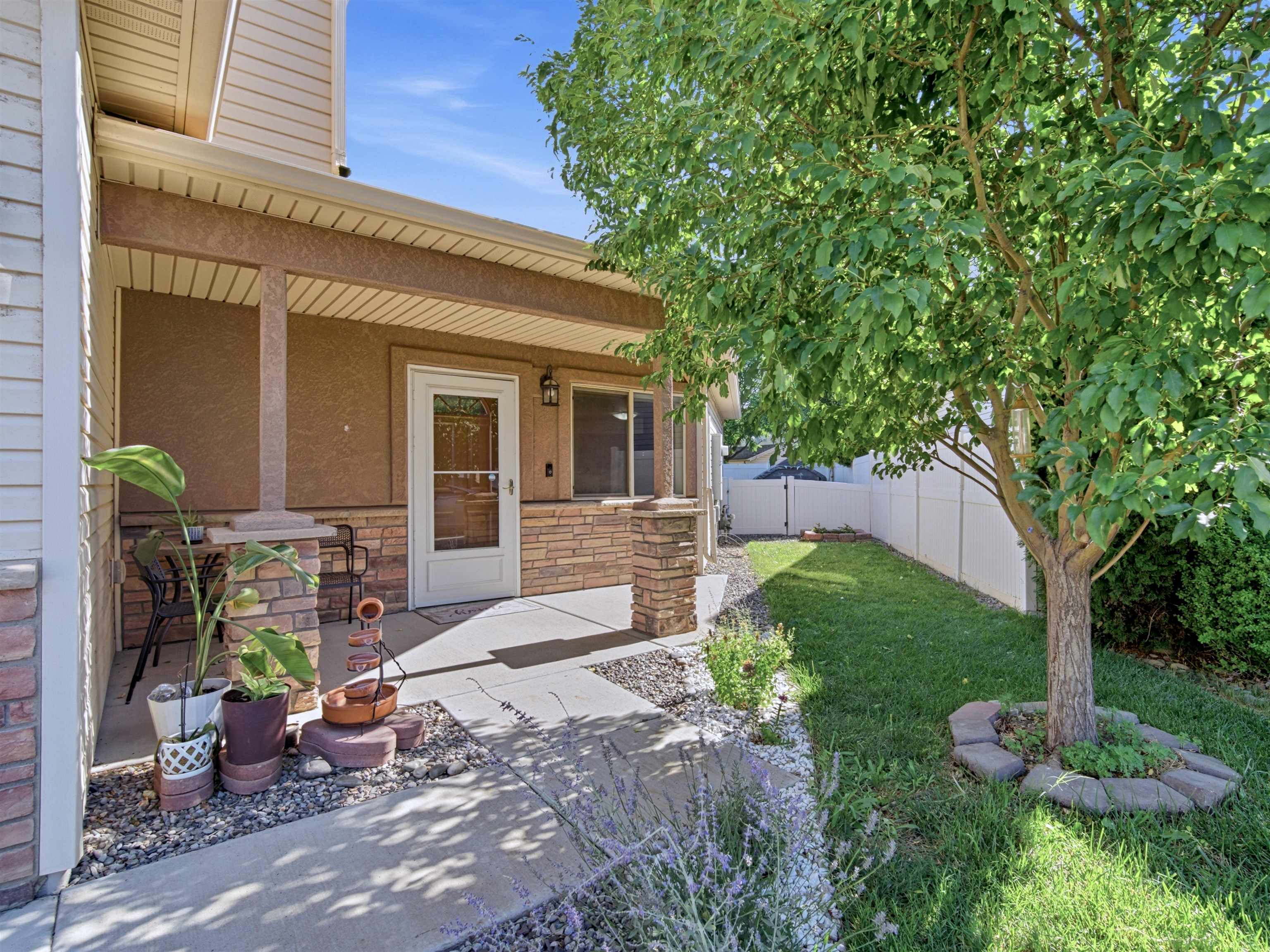 672 Alexia Court — photo