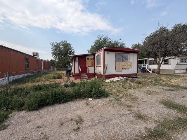 424 32 Road 136 — photo