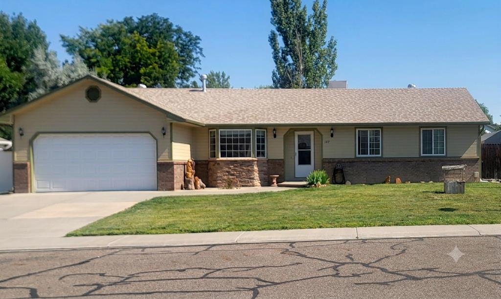 149 Pinyon Drive — photo