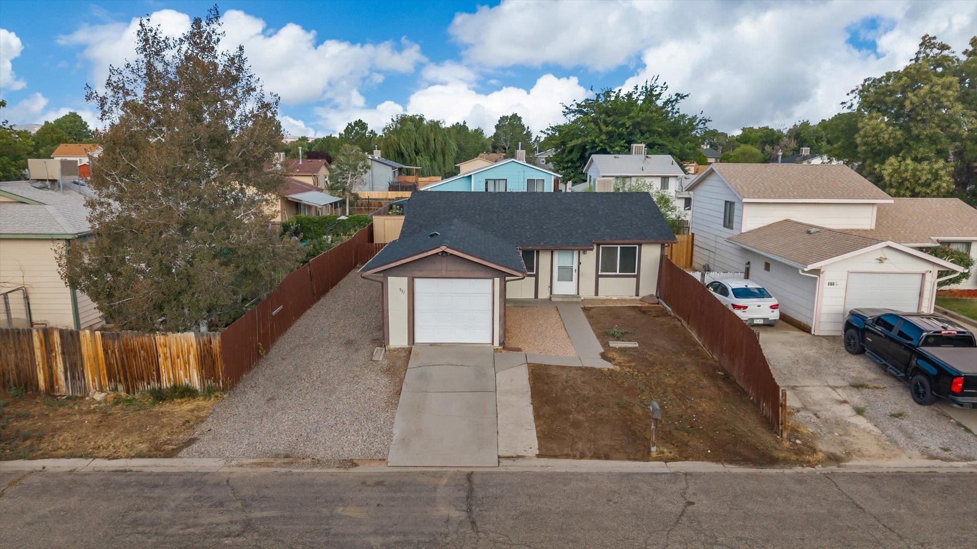577 Fairfield Court — photo