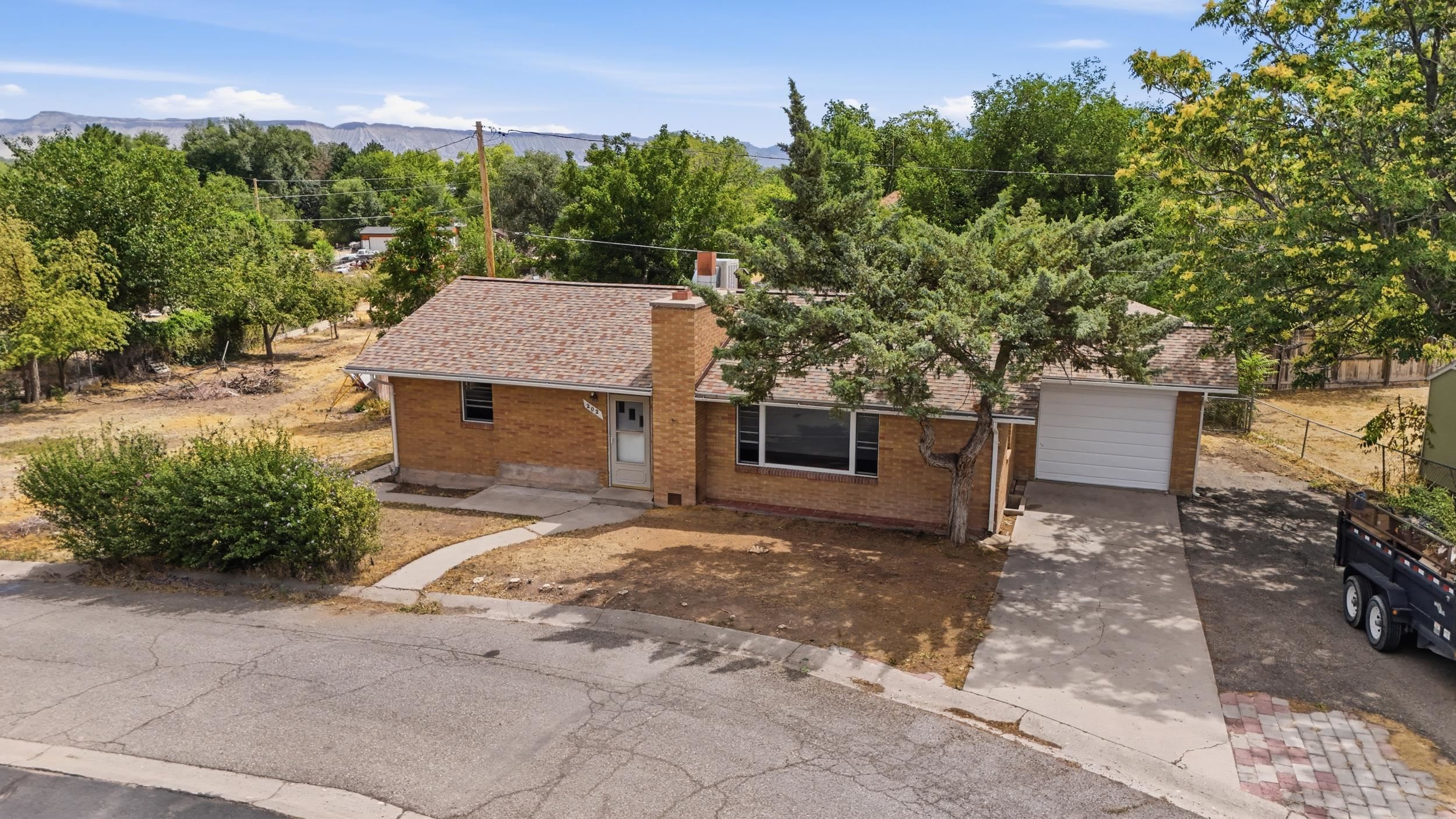 202 Red Mesa Heights Road — photo