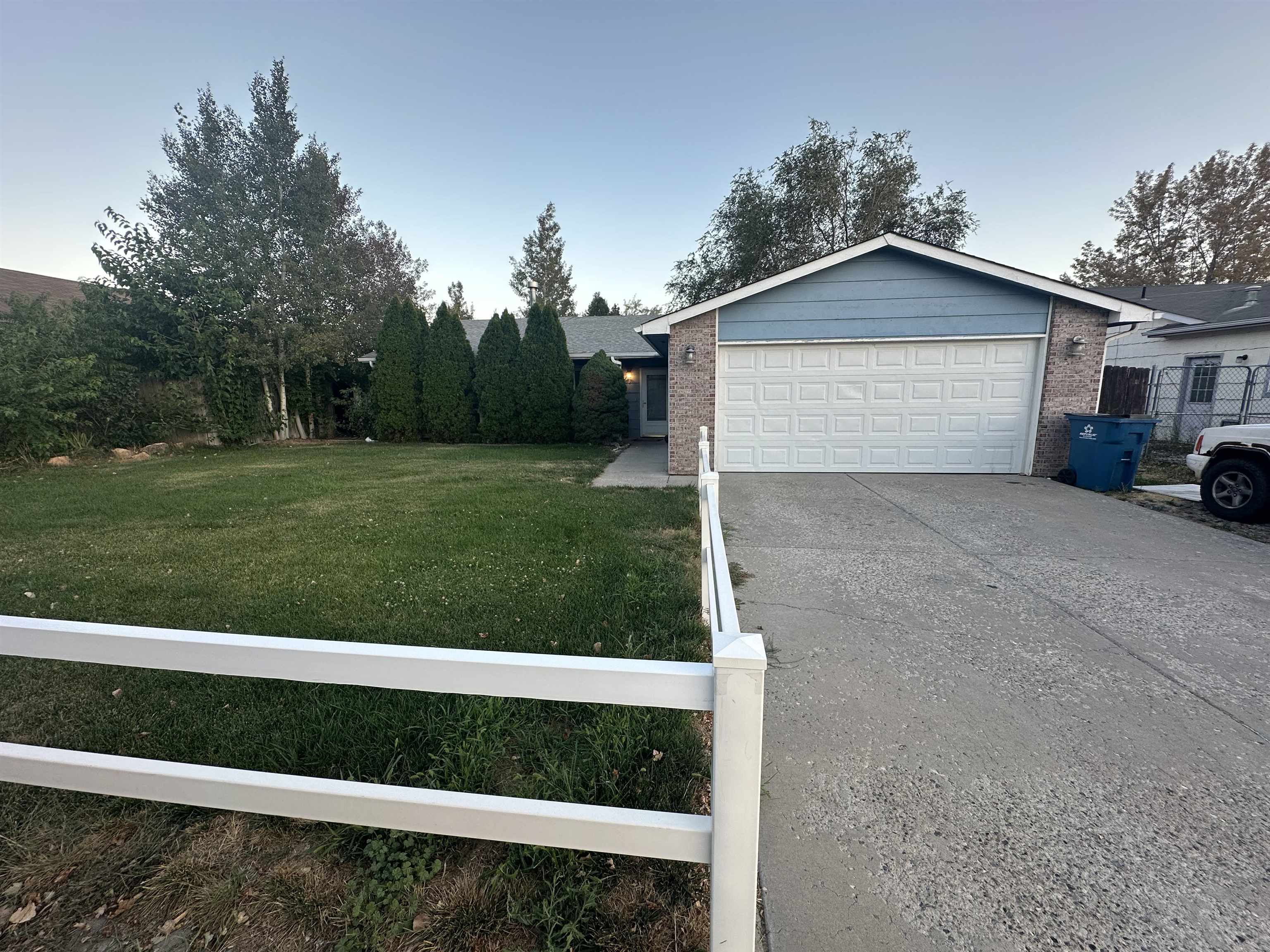 2995 Bret Drive — photo