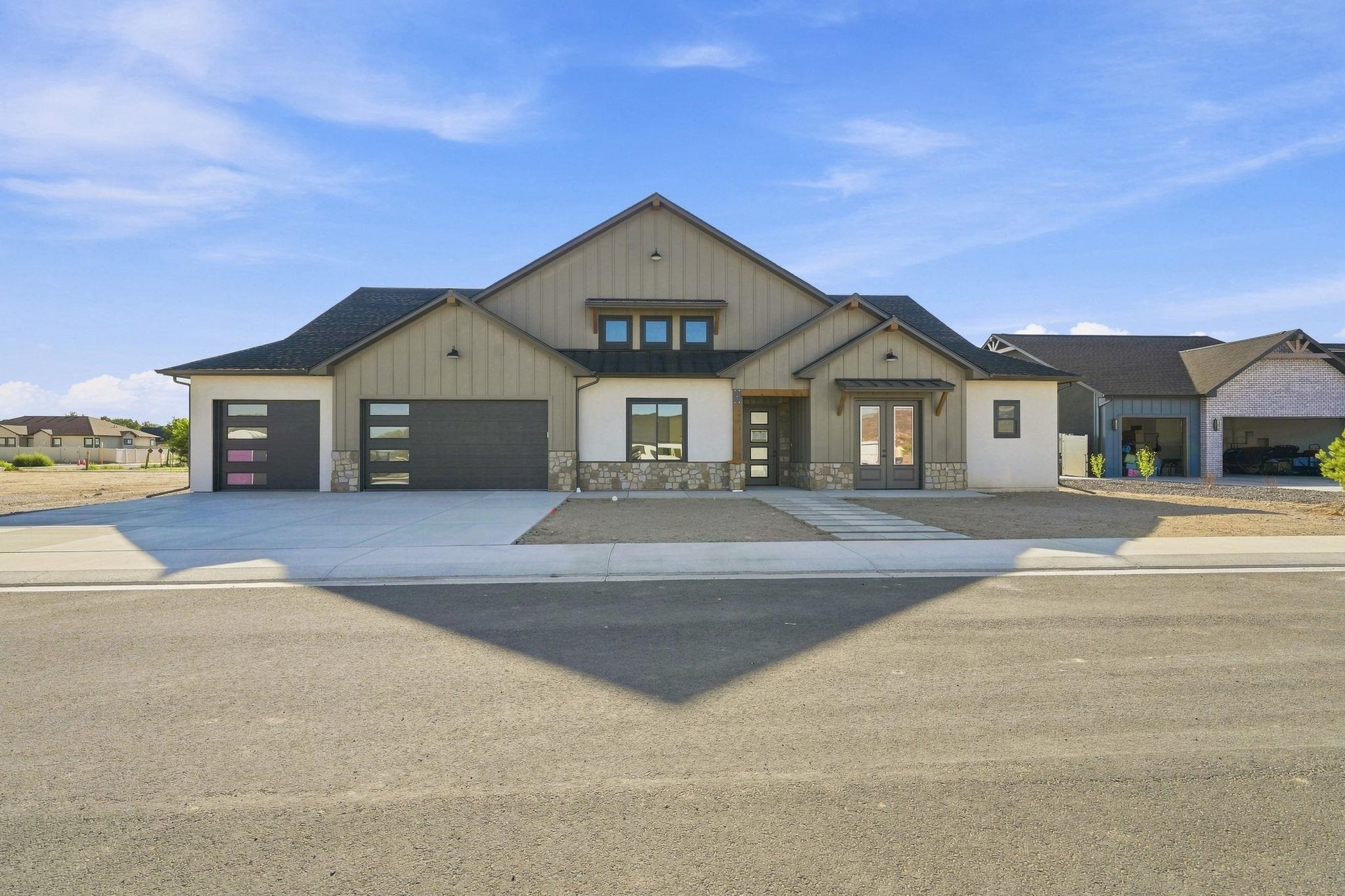 1018 Lone Tree Court — photo