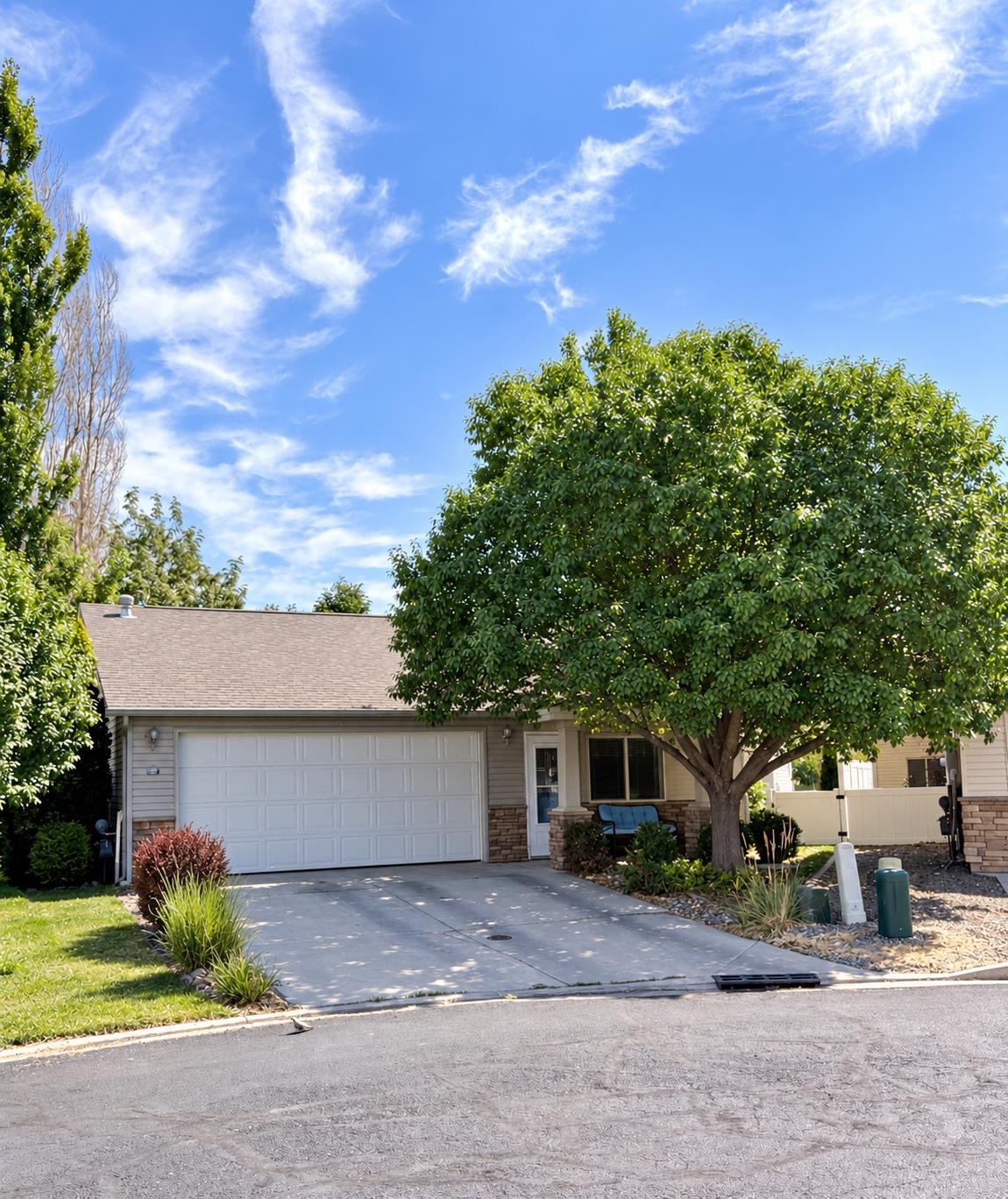 670 Alexia Court — photo
