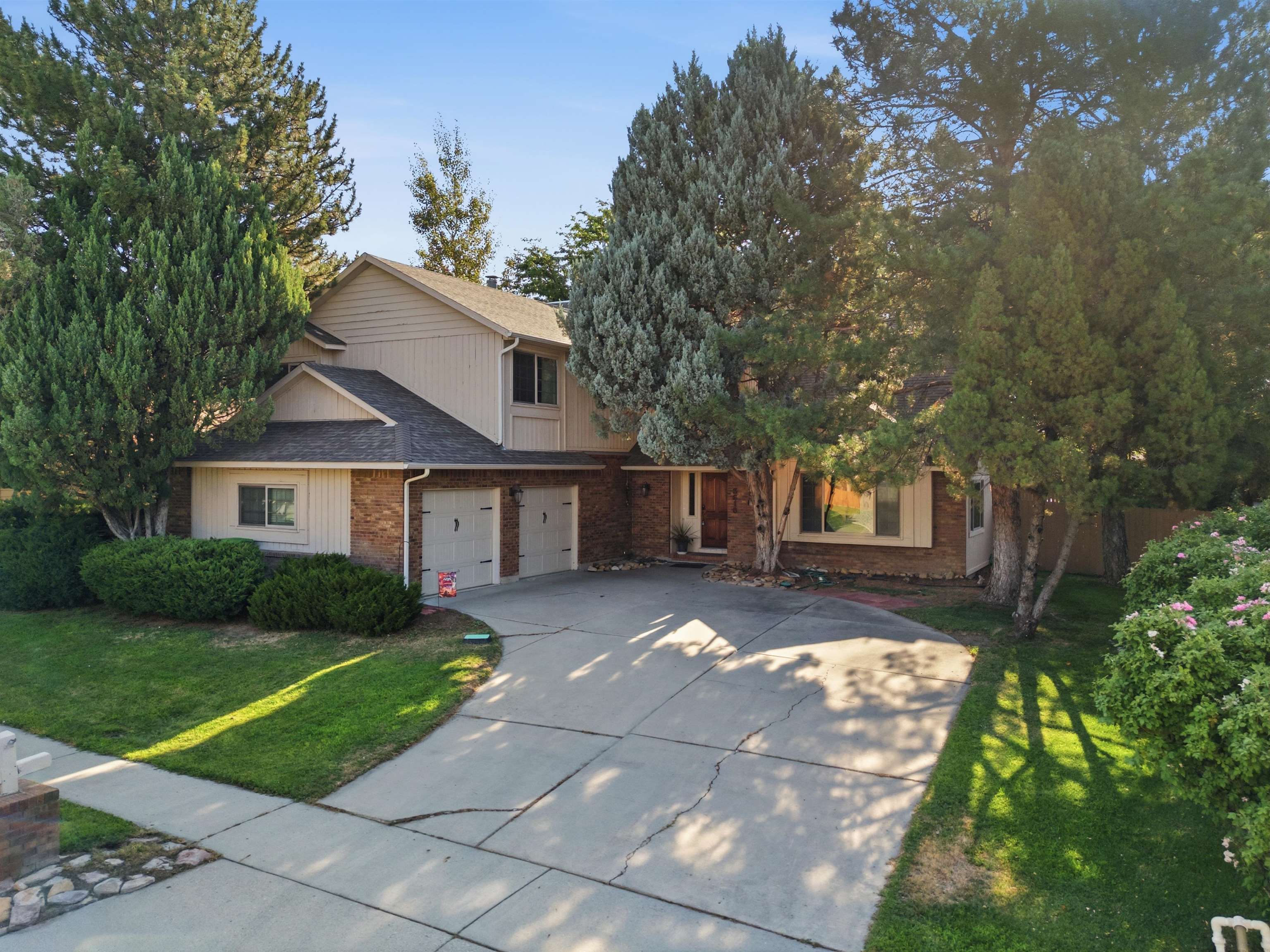 3610 Applewood Street — photo