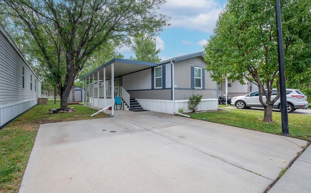 435 32 Road 270 — photo
