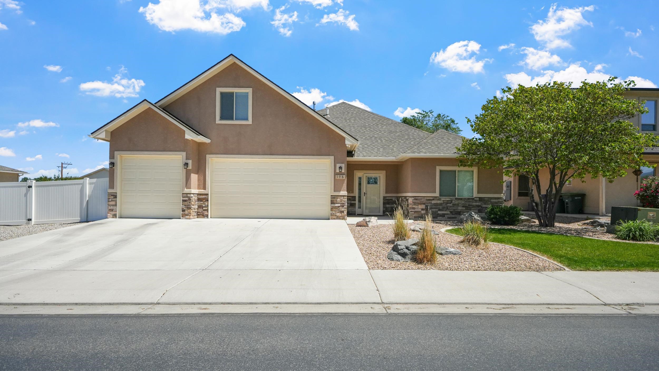 196 Night Hawk Drive — photo