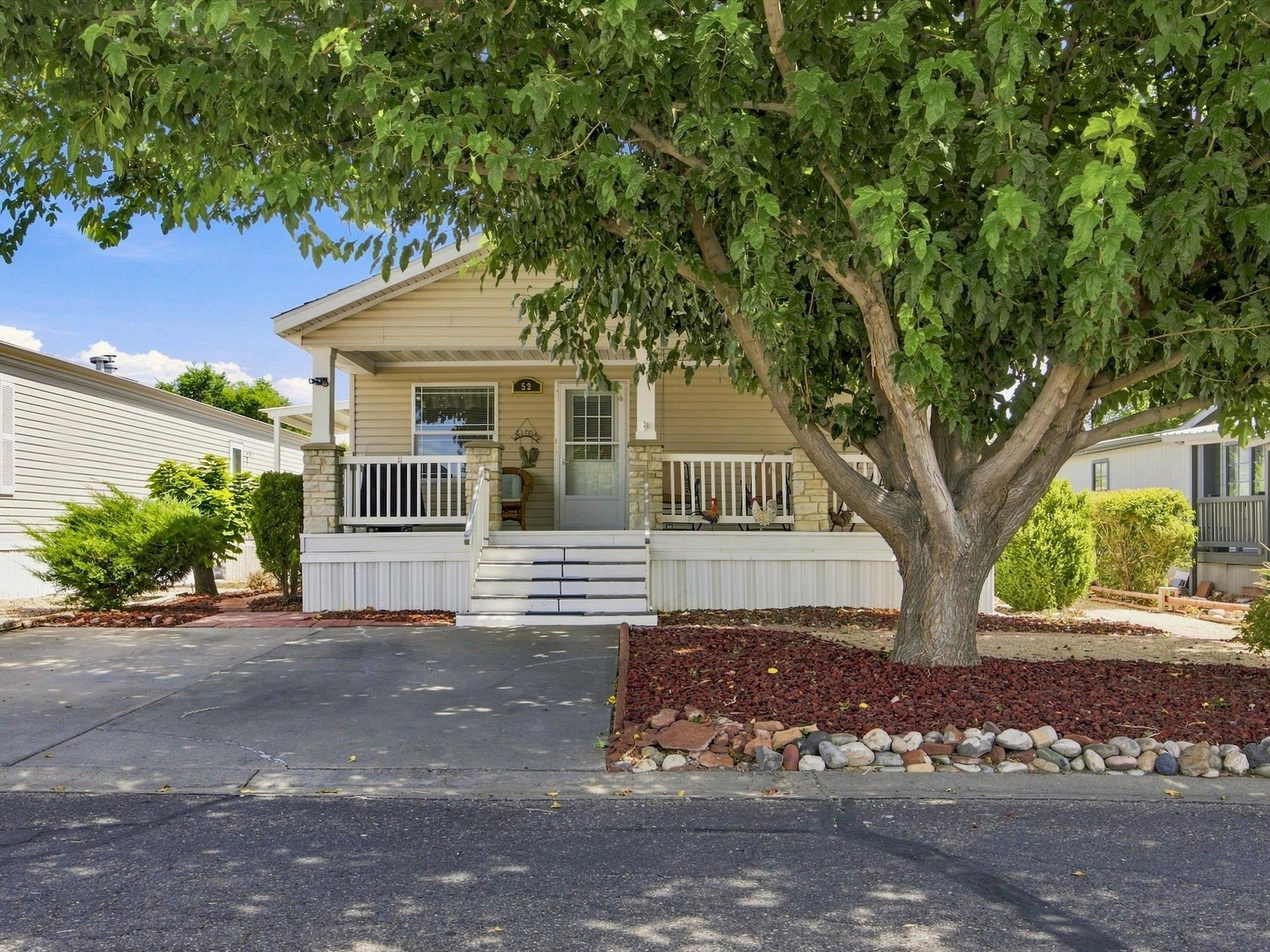 3251 E Road 52 — photo