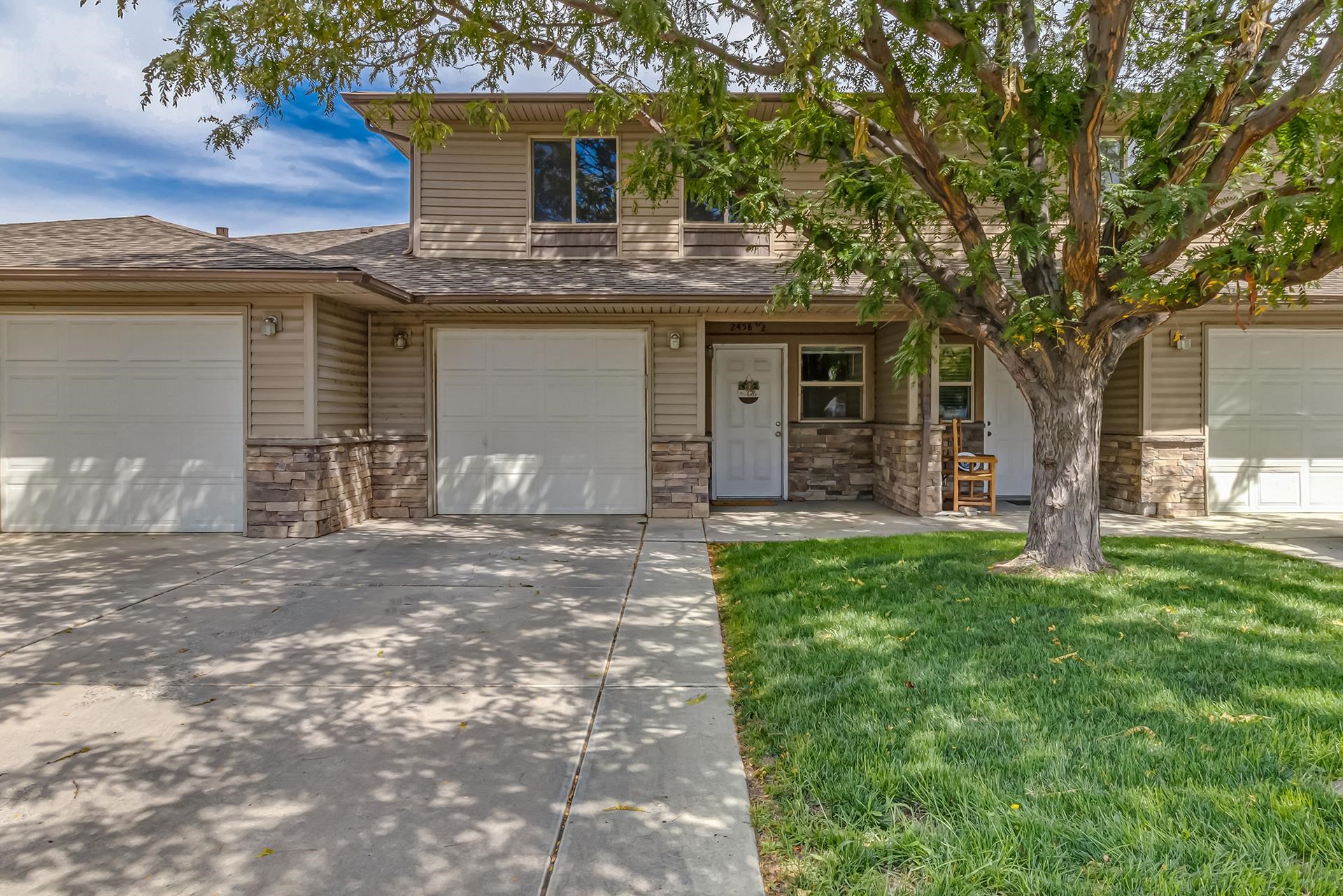 2458 1/2 Brookwillow Loop — photo