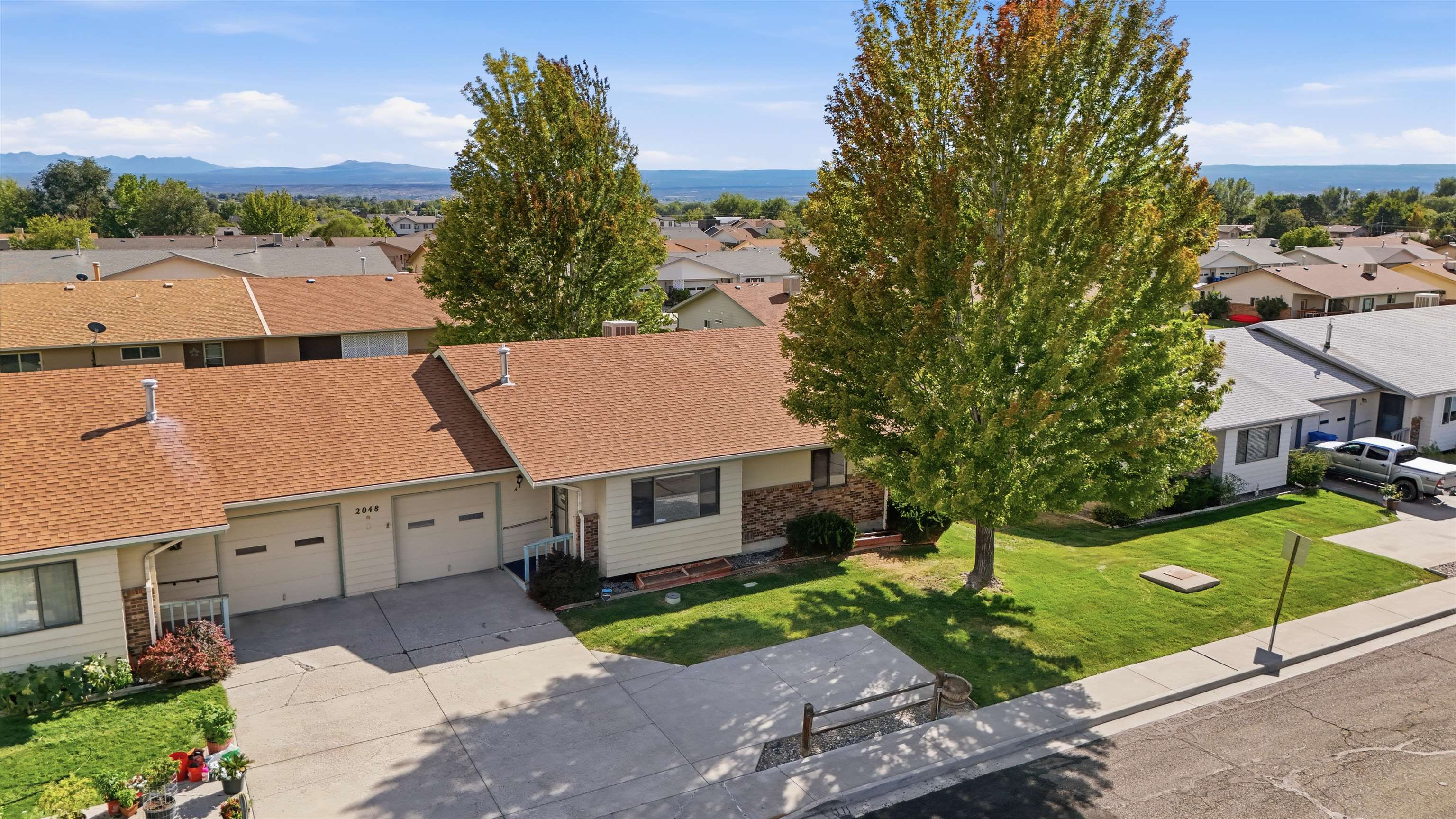 2048 Winston Way a — photo