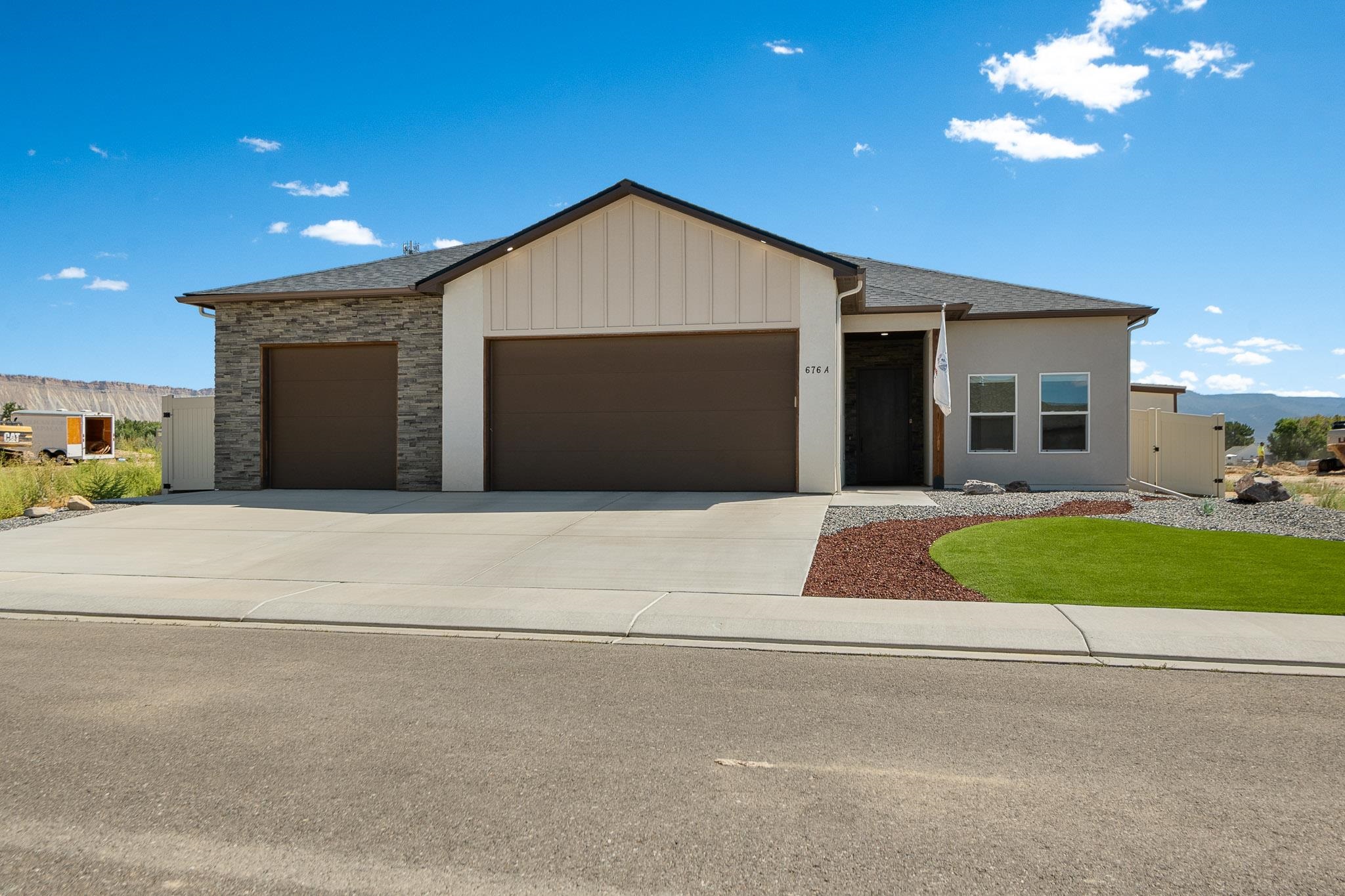 676 Sunset Valley Street — photo