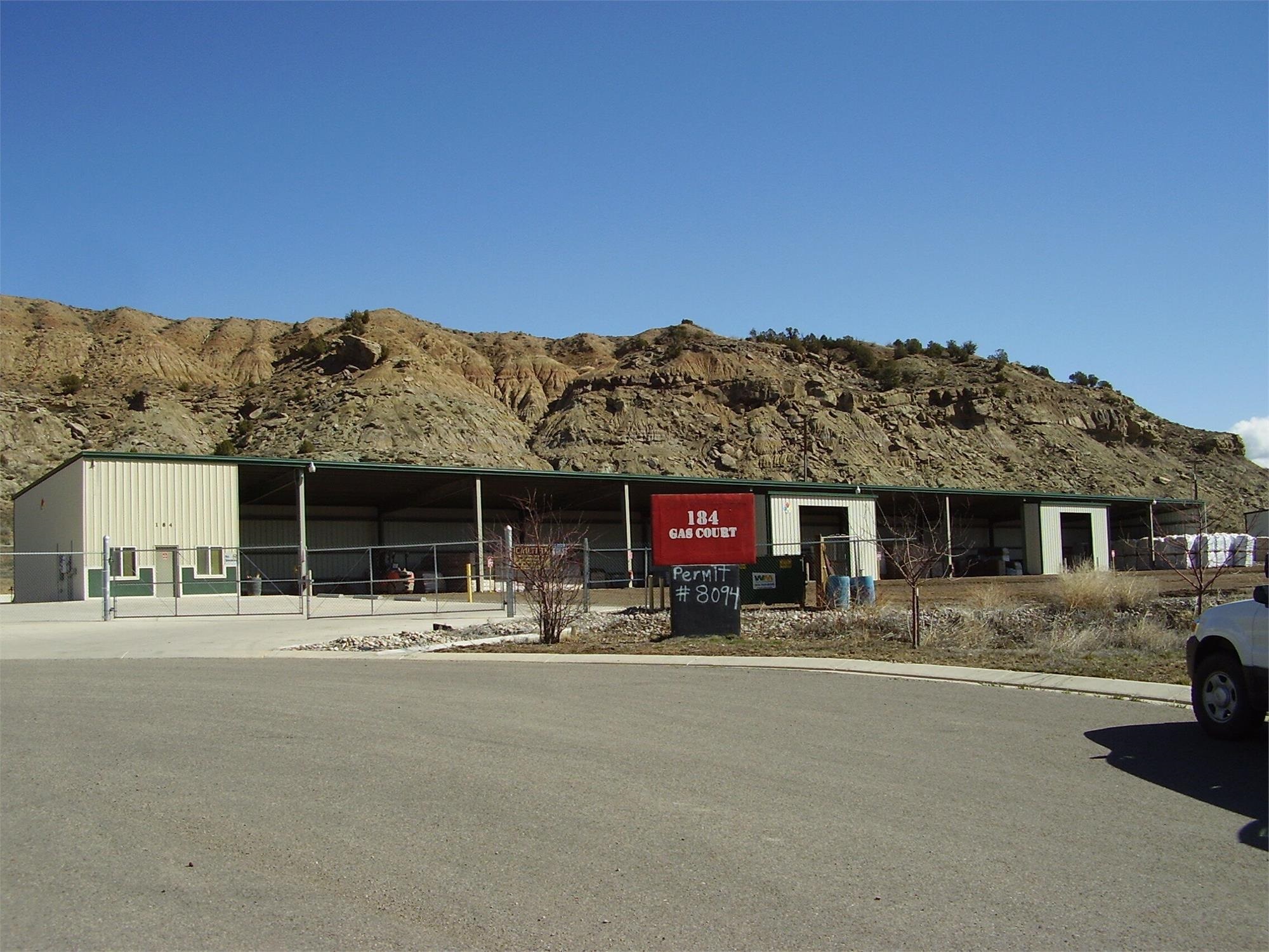 184 Gas Court 1&2 — photo
