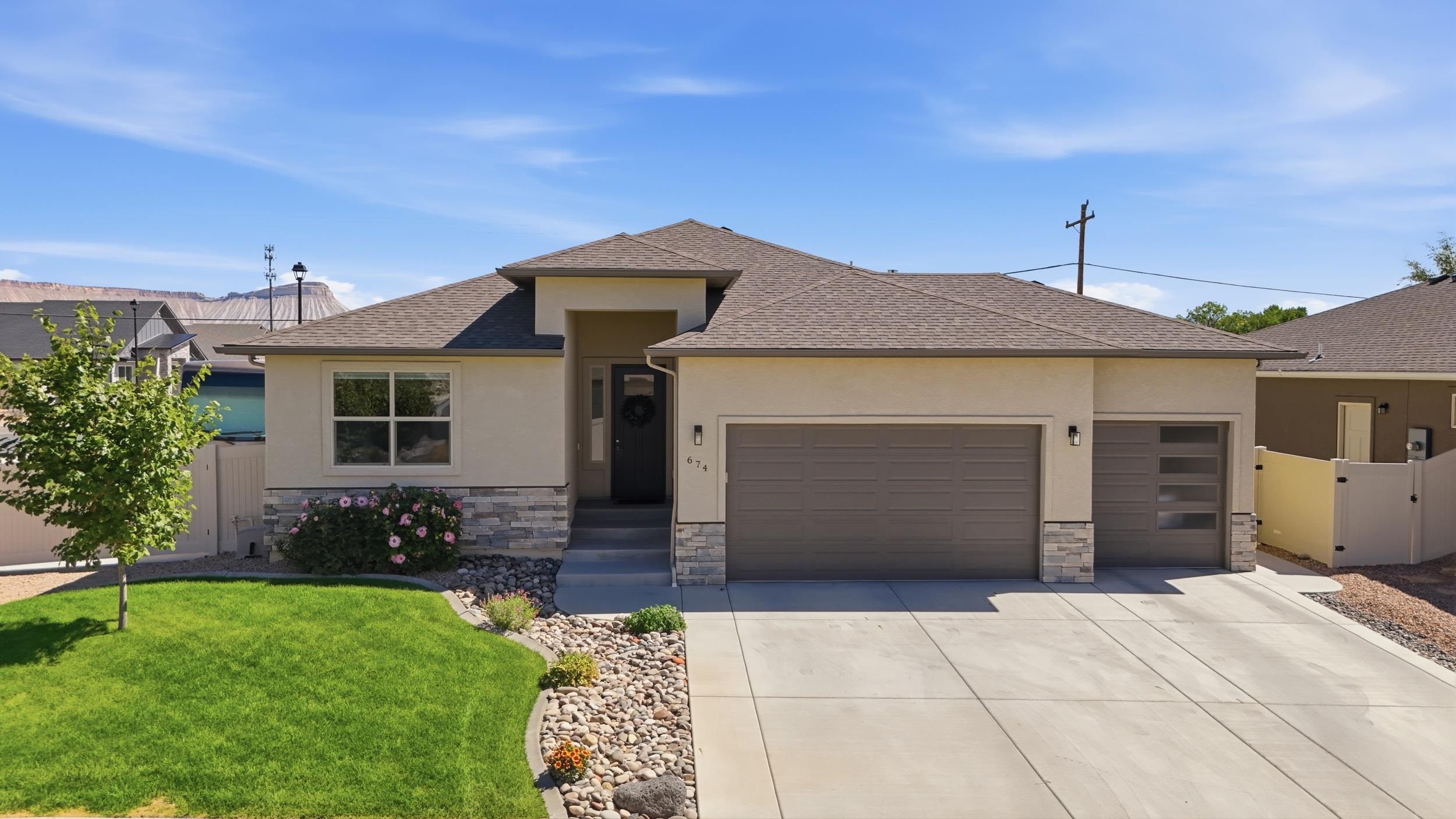 674 Jax Court — photo