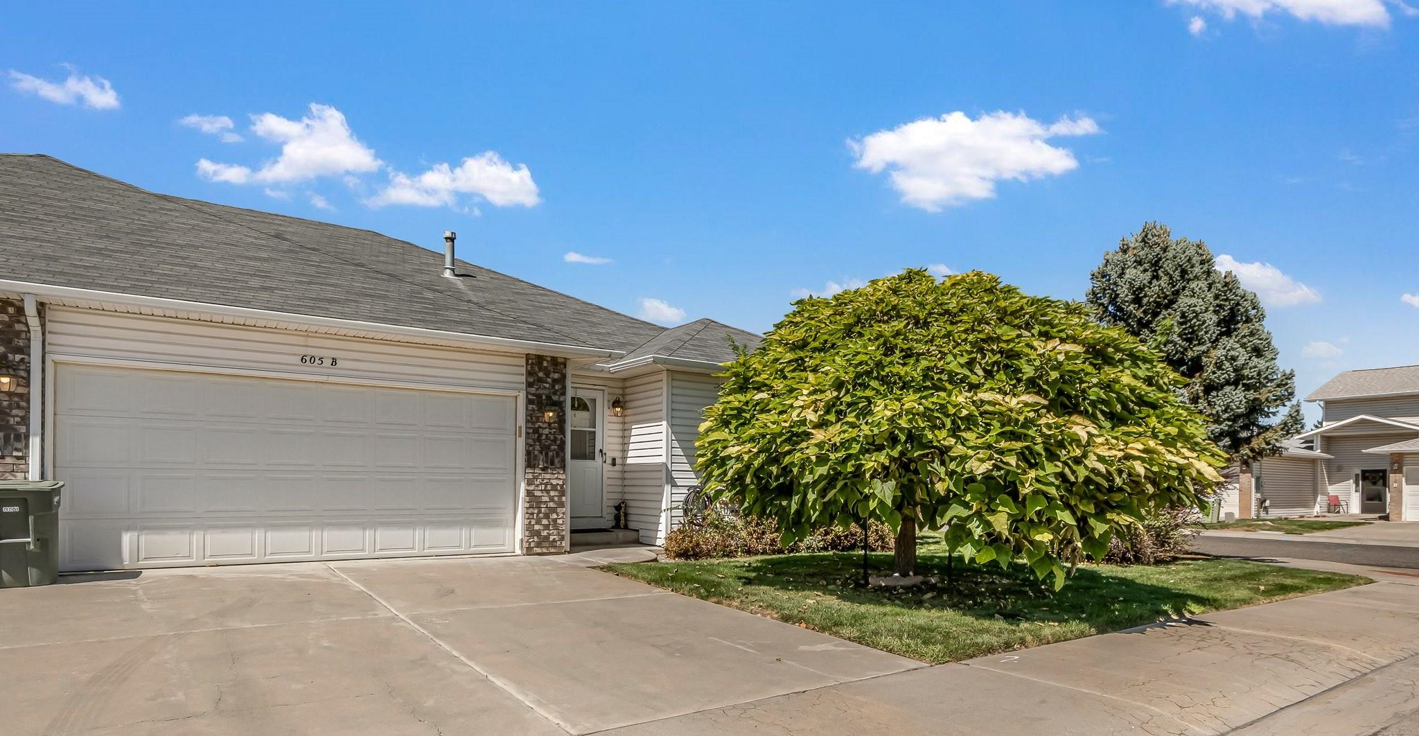 605 Lavender Court B — photo