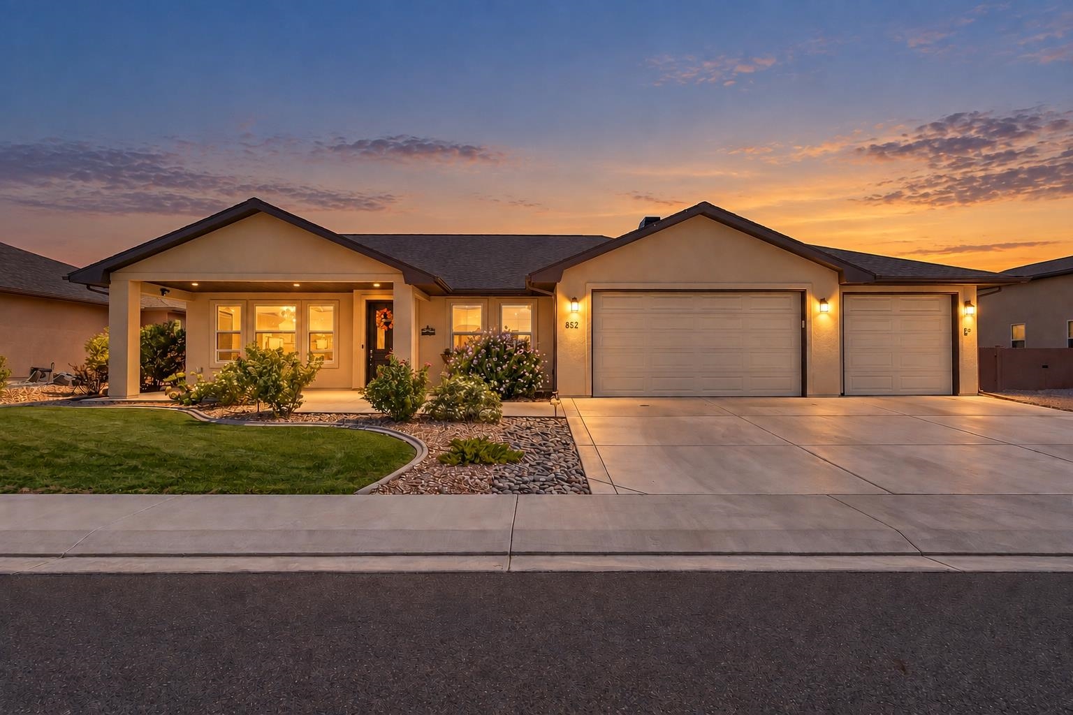 852 Fire Agate Lane — photo