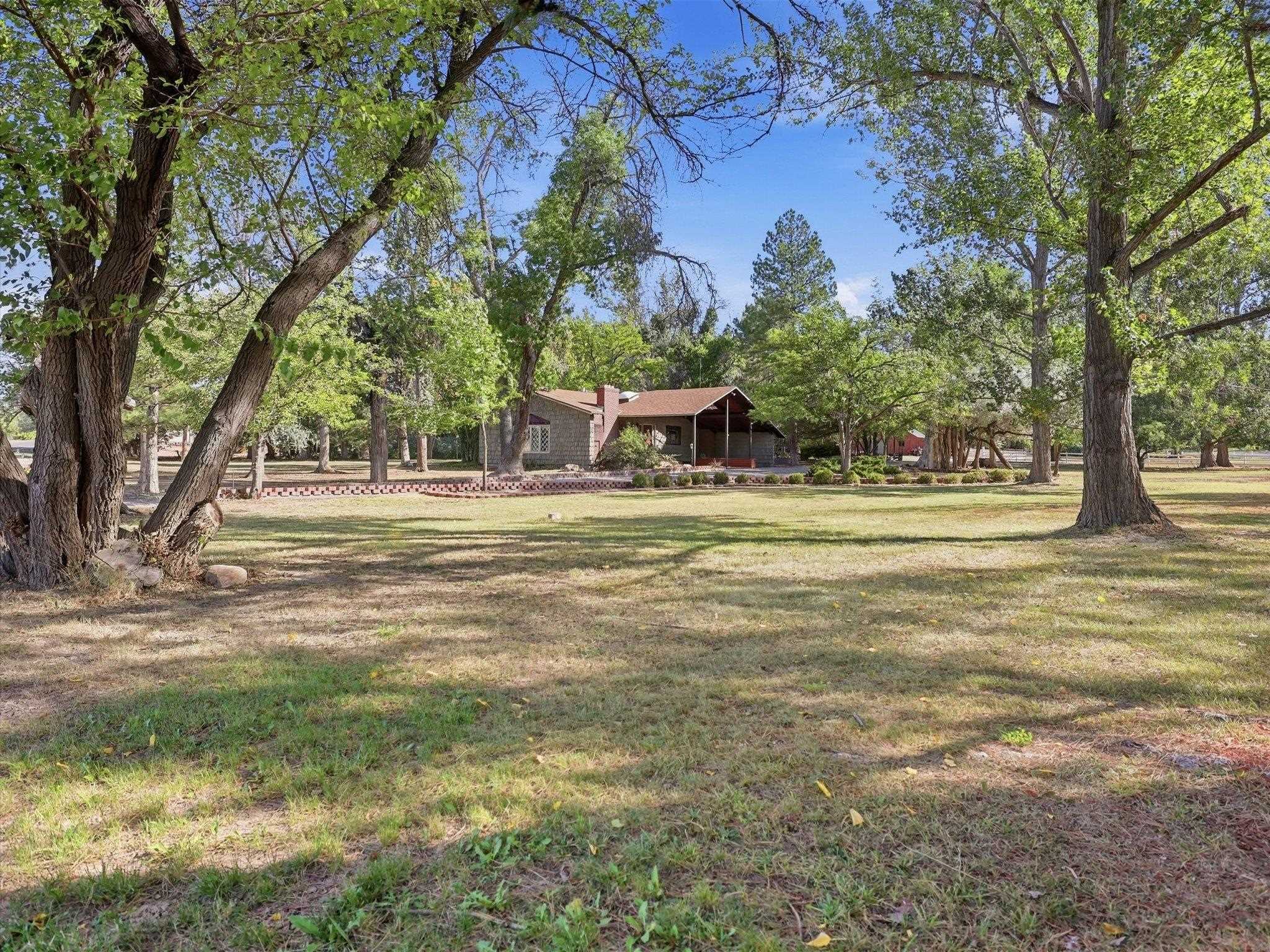 670 26 Road — photo