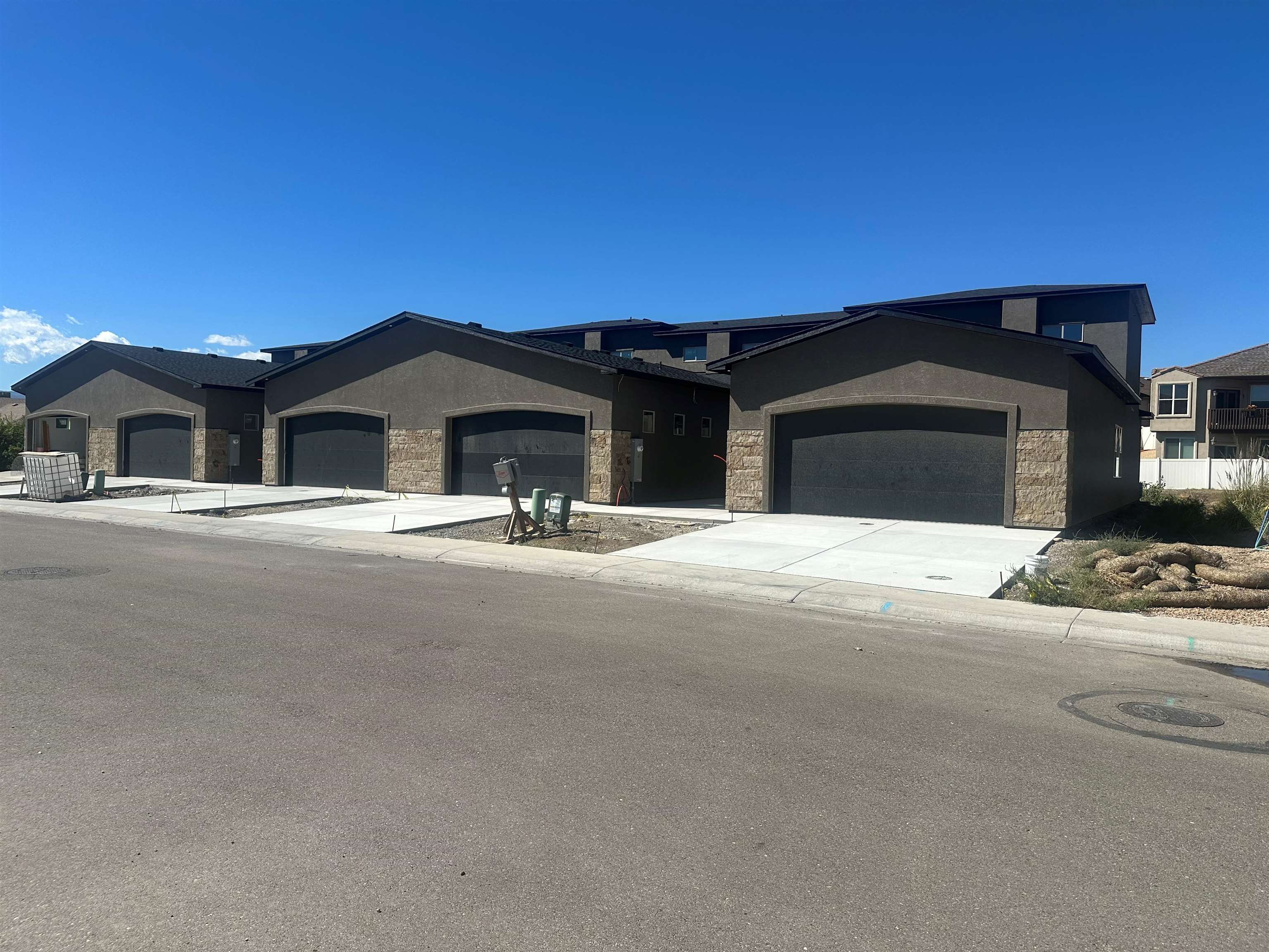 579 W Indian Creek Drive 3 — photo