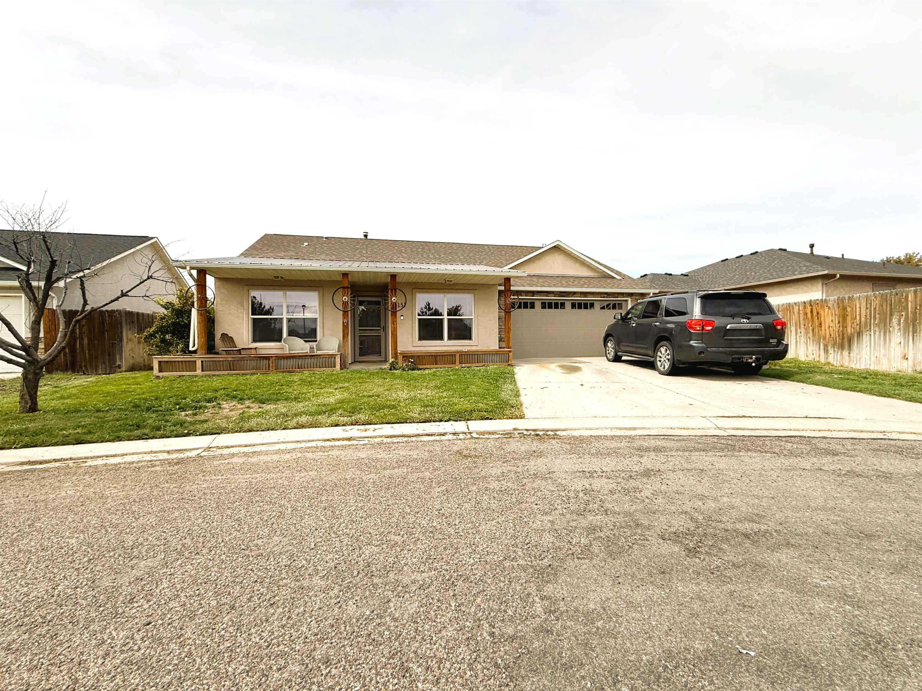 1137 Wolf Creek Court — photo