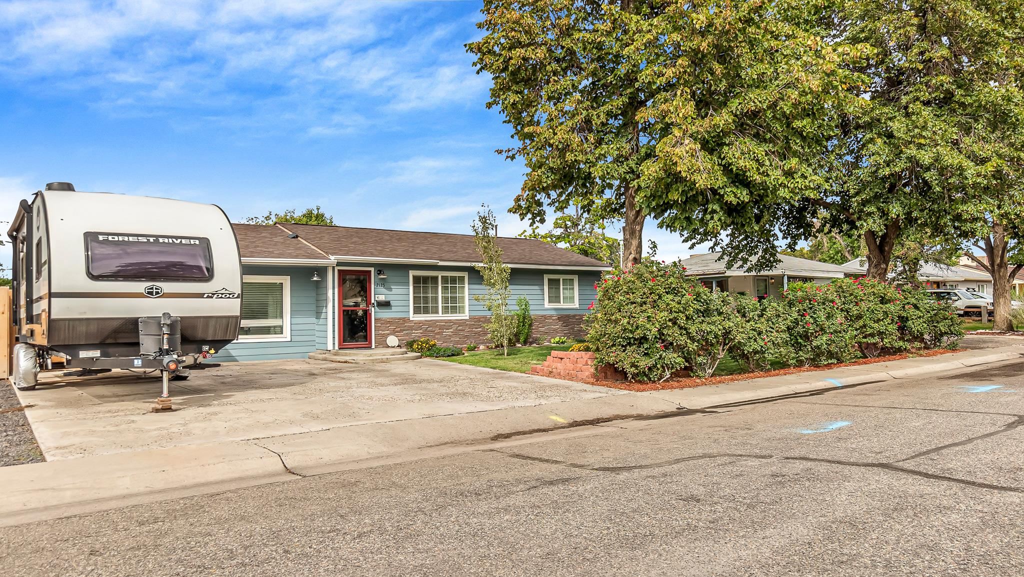 2125 Linda Lane — photo