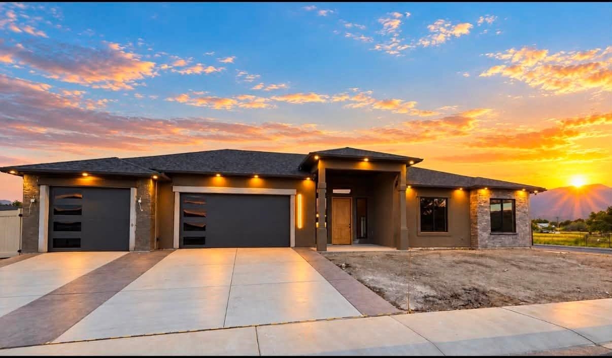 710 Glory Drive — photo