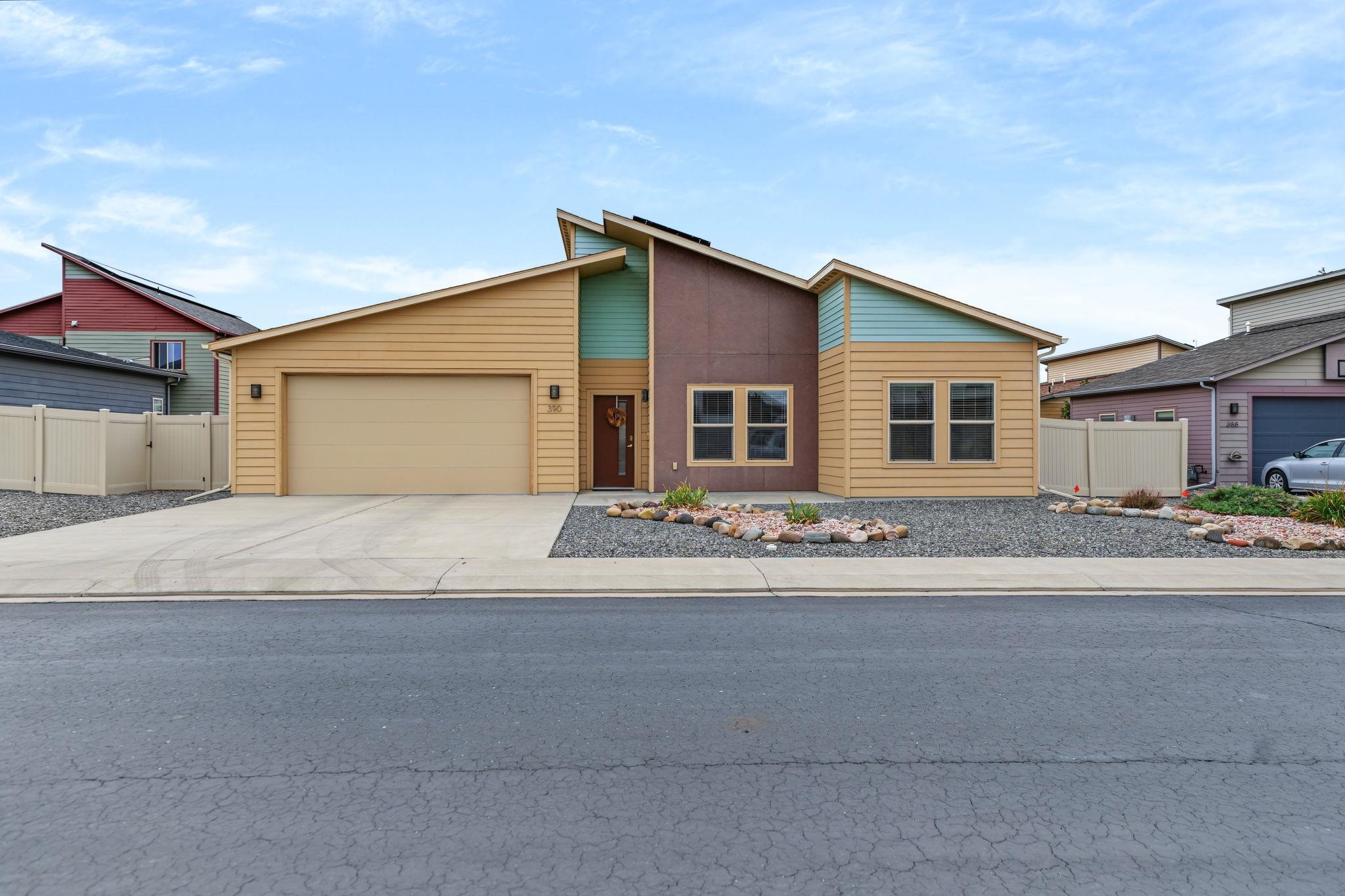 390 Blue River Drive — photo