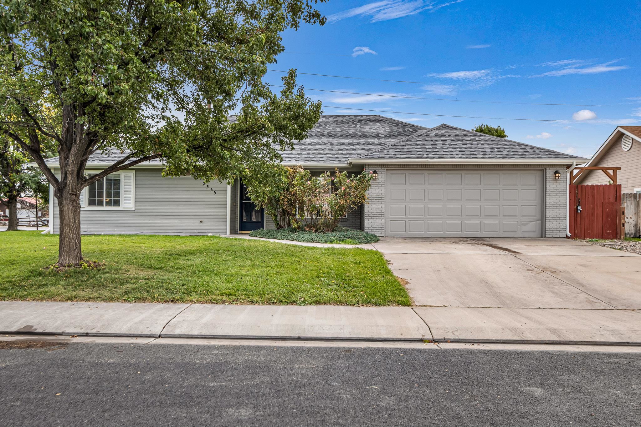 2559 Janece Drive — photo