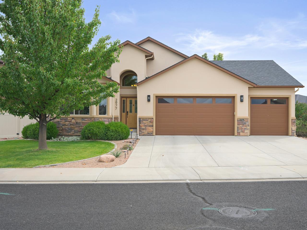 2977 Fairway View Drive — photo