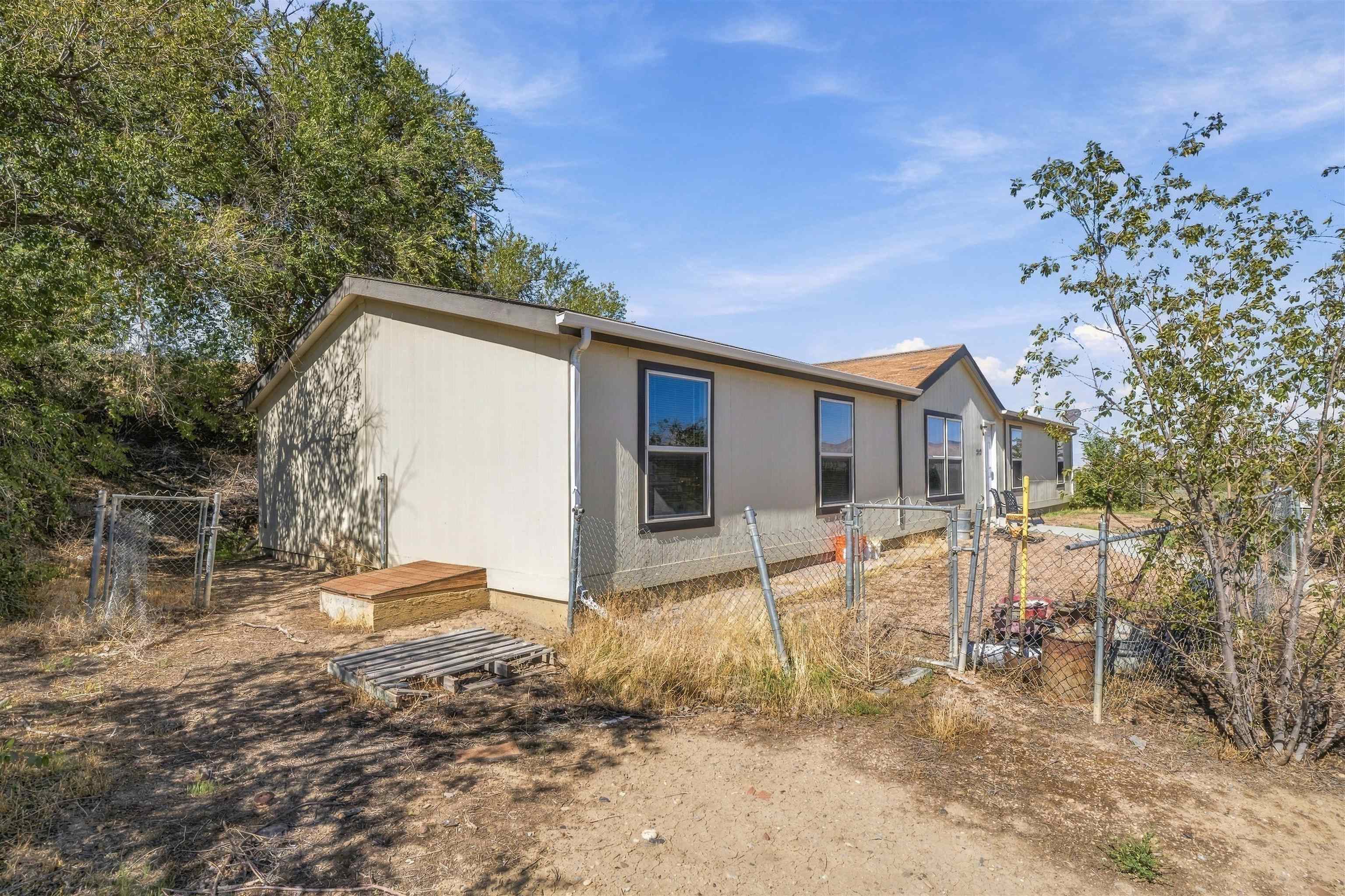 3003 Highway 50 — photo