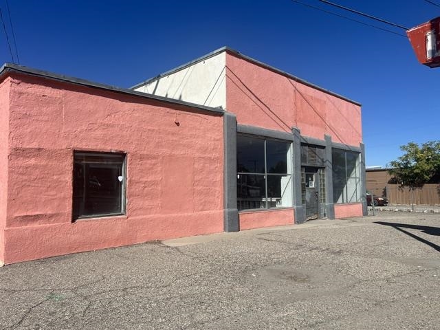1563 S Highway 50 — photo