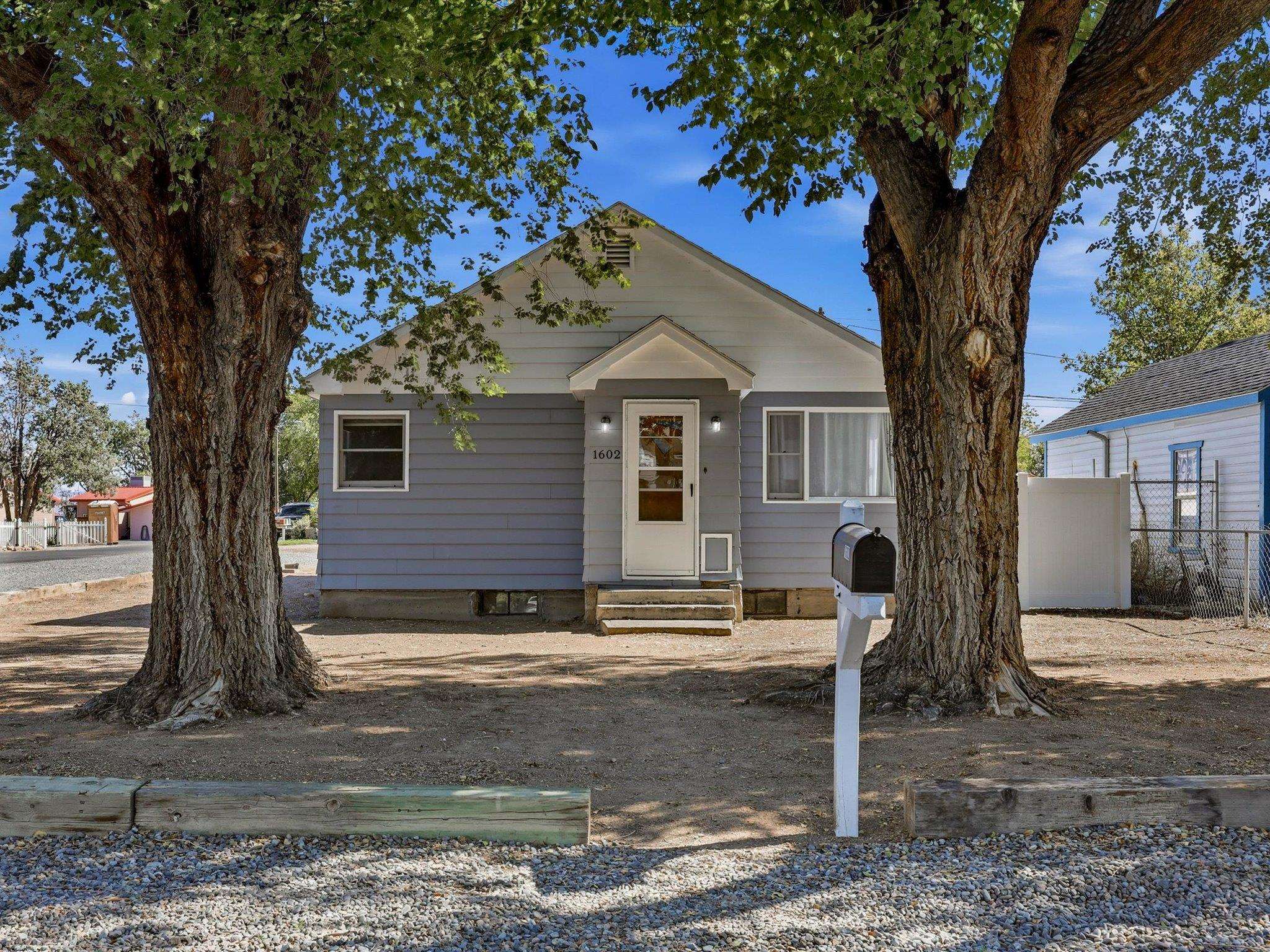 1602 Dolores Street — photo