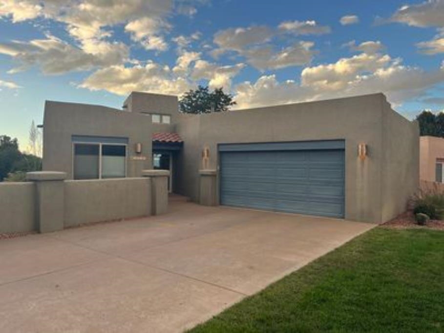 2070 Snow Mesa Lane — photo