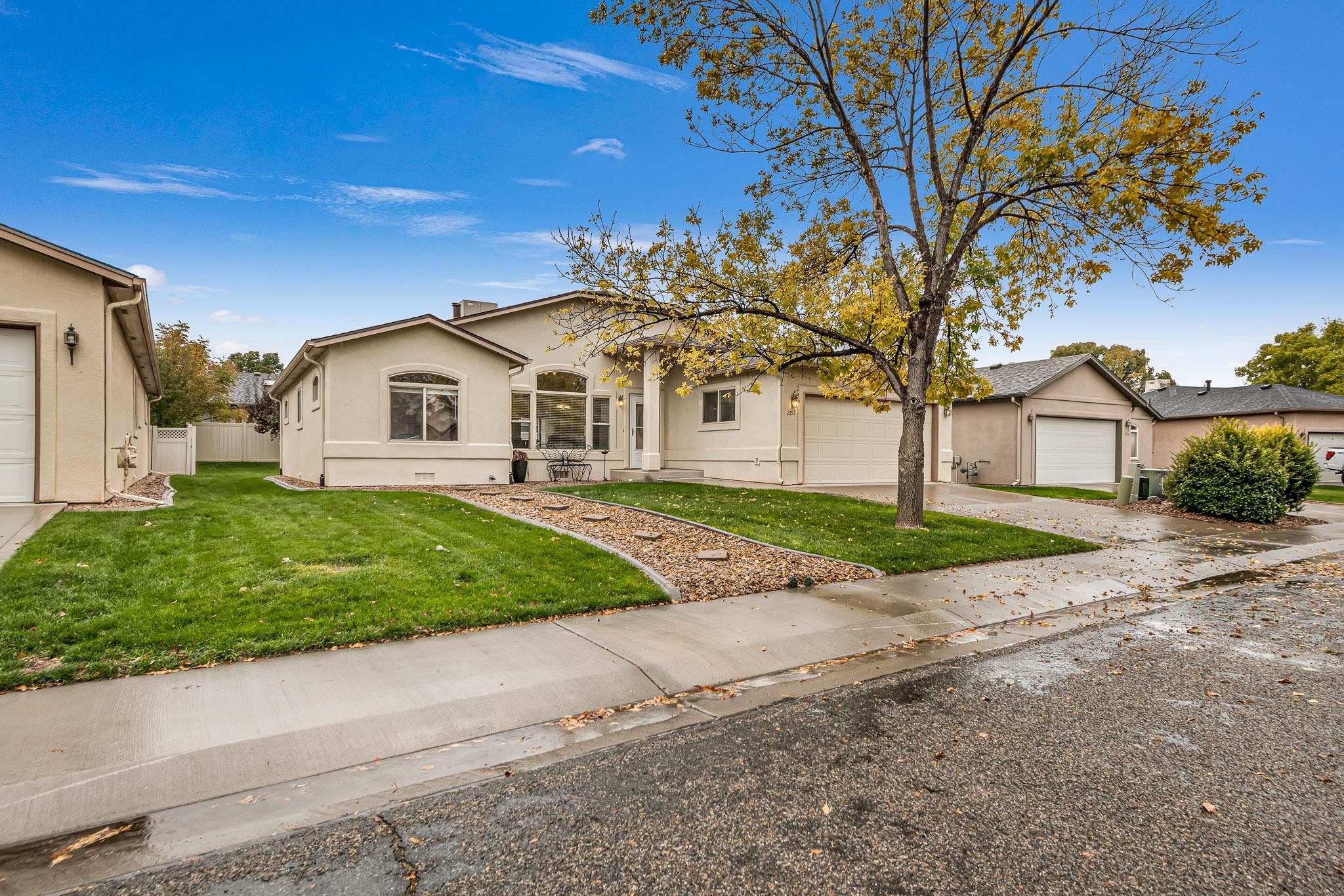 2157 Glenstone Court — photo