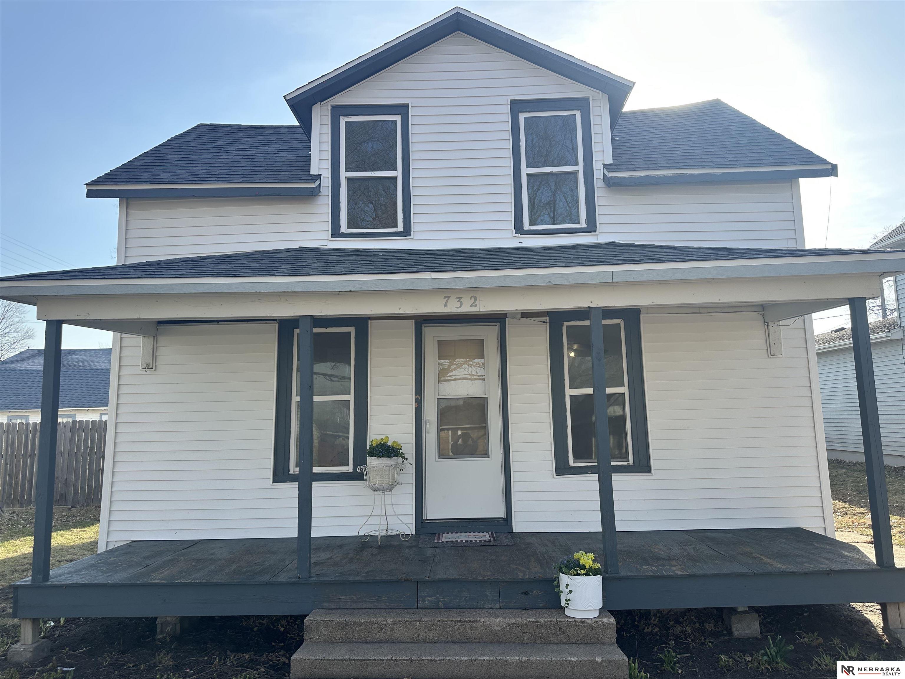 732 N Grant Street — photo