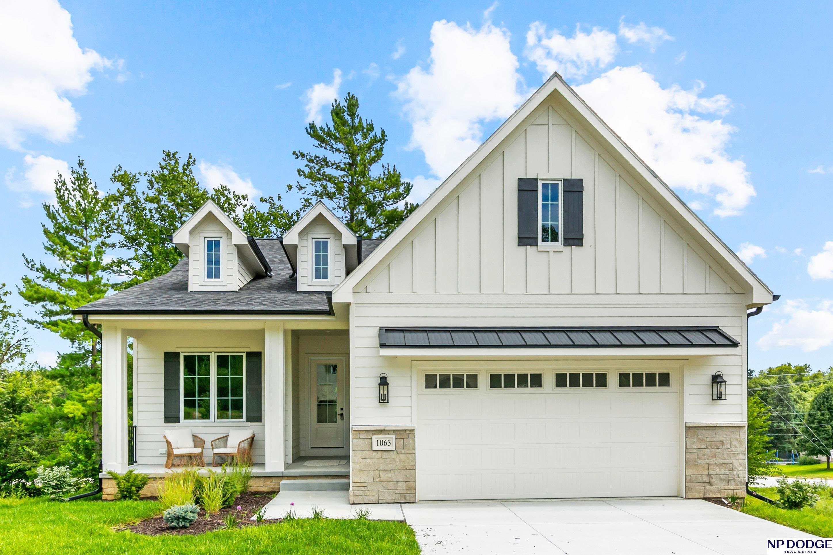 1063 S 93rd Court Circle — photo