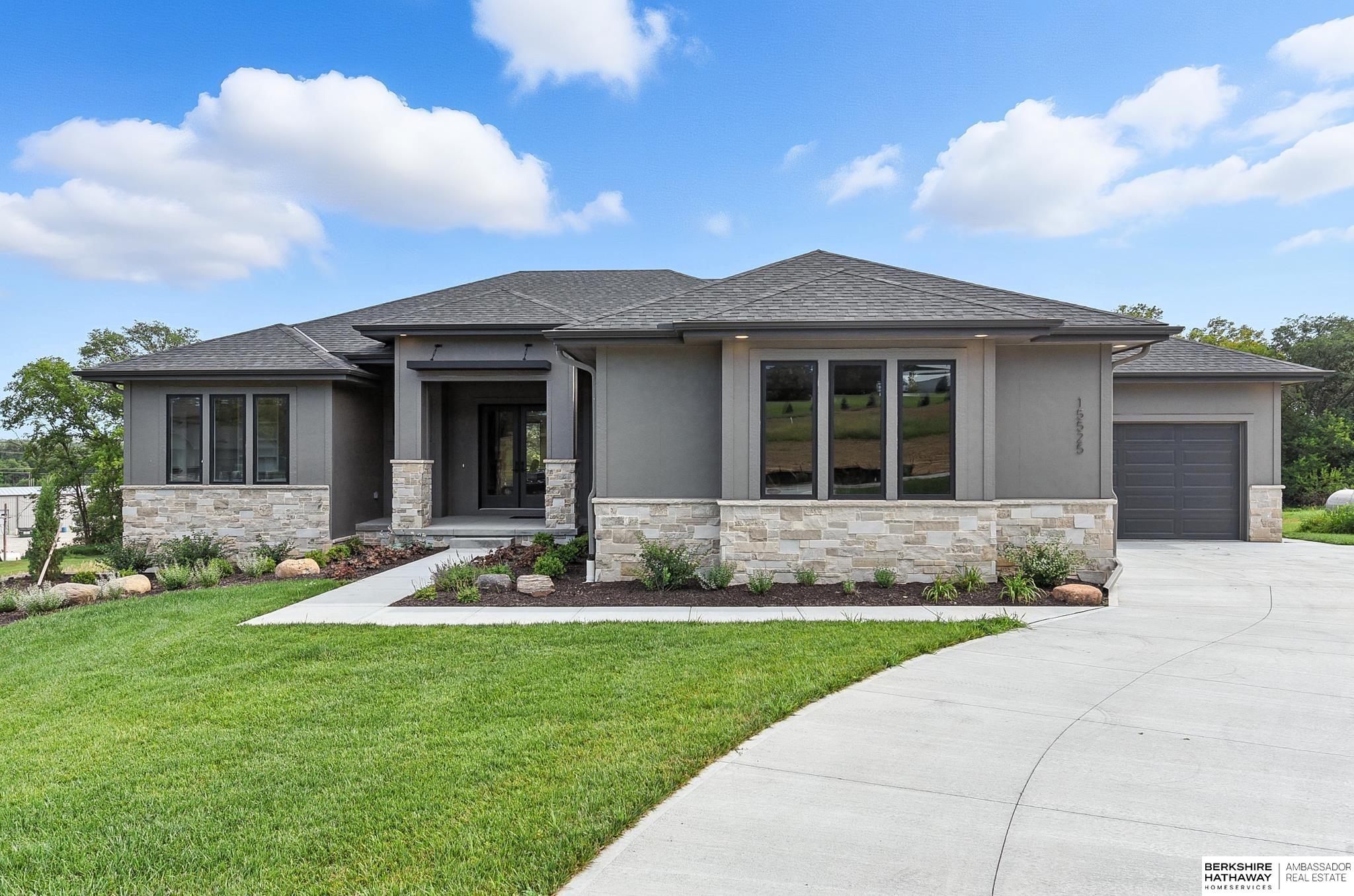 15525 Riha Circle, Springfield, NE 68059 — photo 2