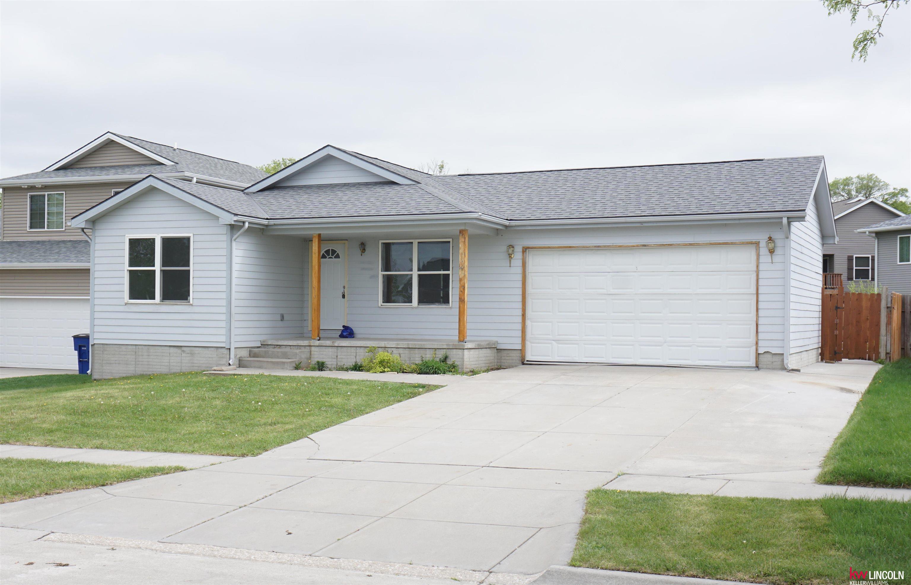 4129 W Thatcher Circle — photo