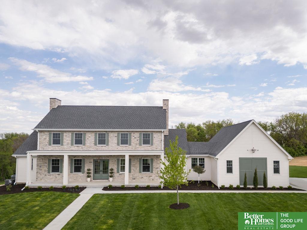 22569 Crestline Circle — photo