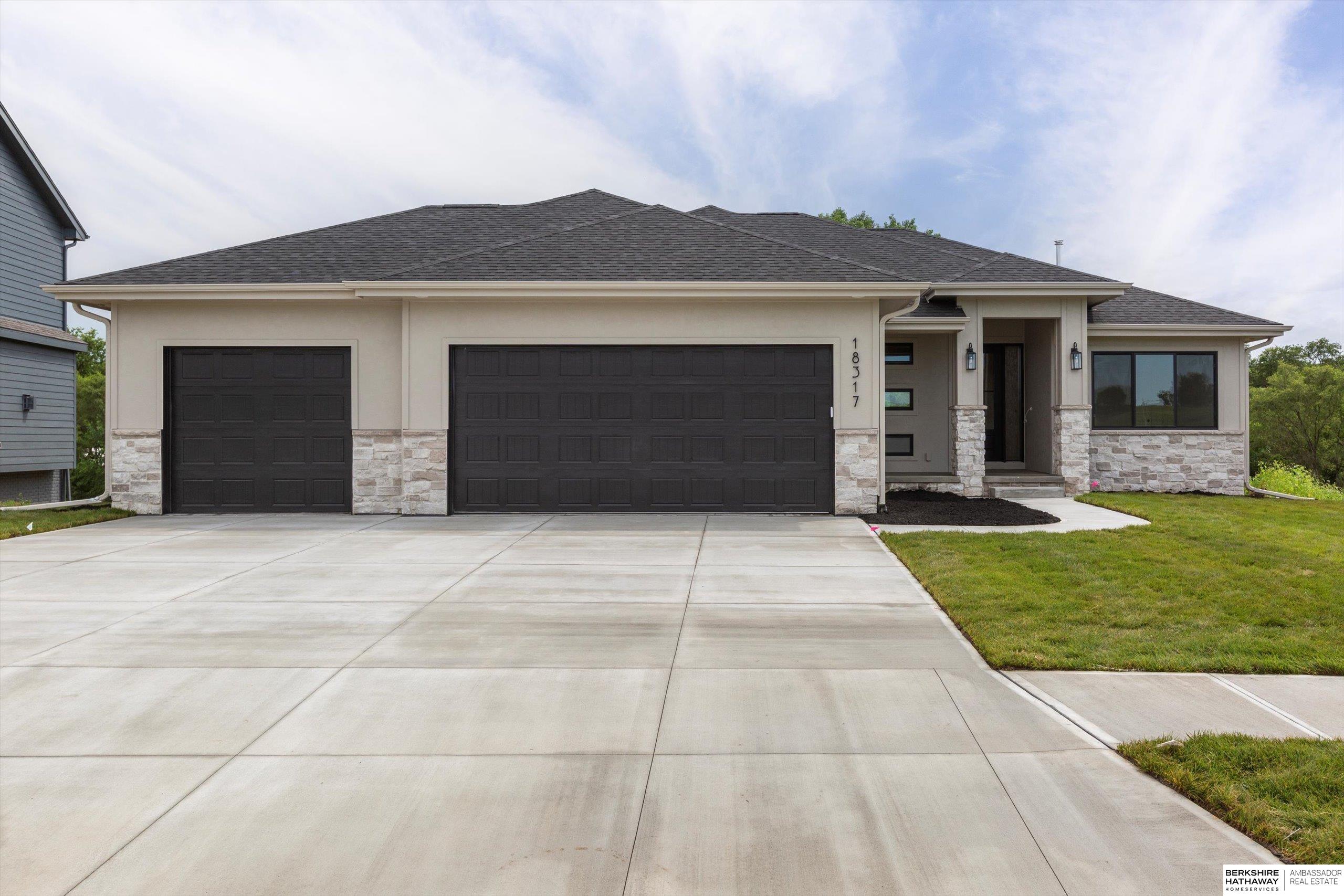 11306 S 181st Circle — photo
