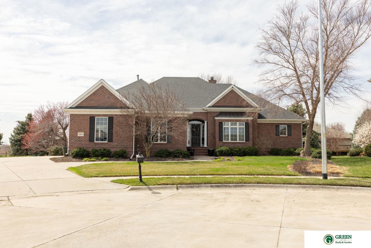 1606 Colonial Drive — photo