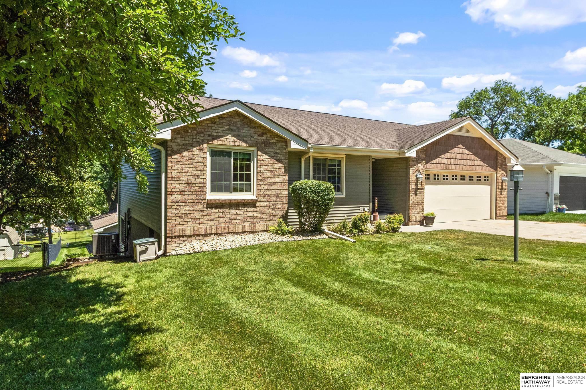 804 Beaver Lake Boulevard — photo