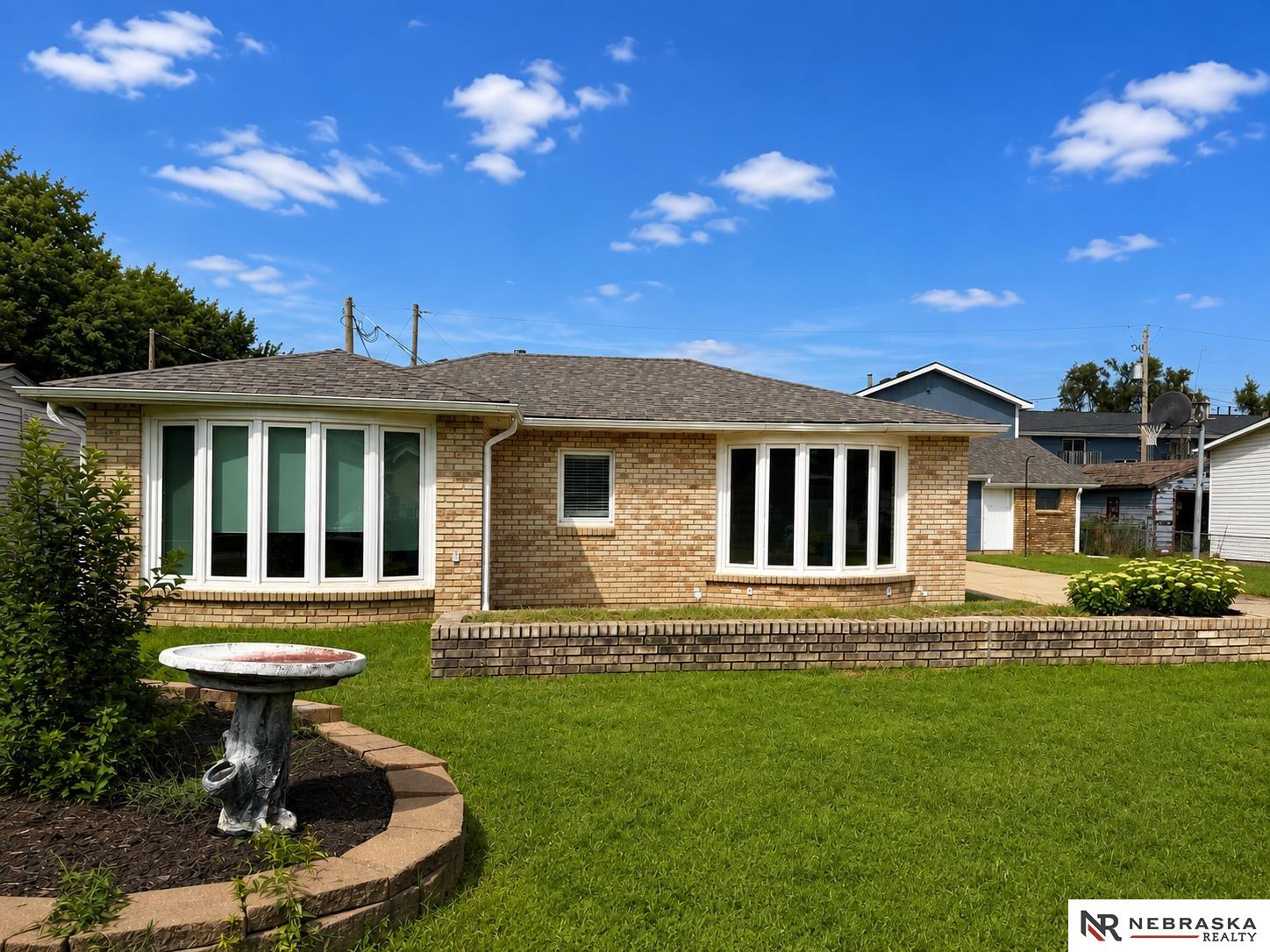 212 W Meigs Street — photo