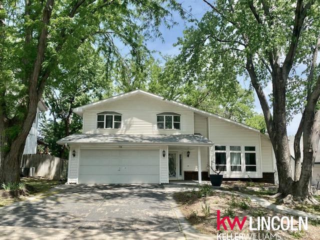 736 W Burt Drive — photo