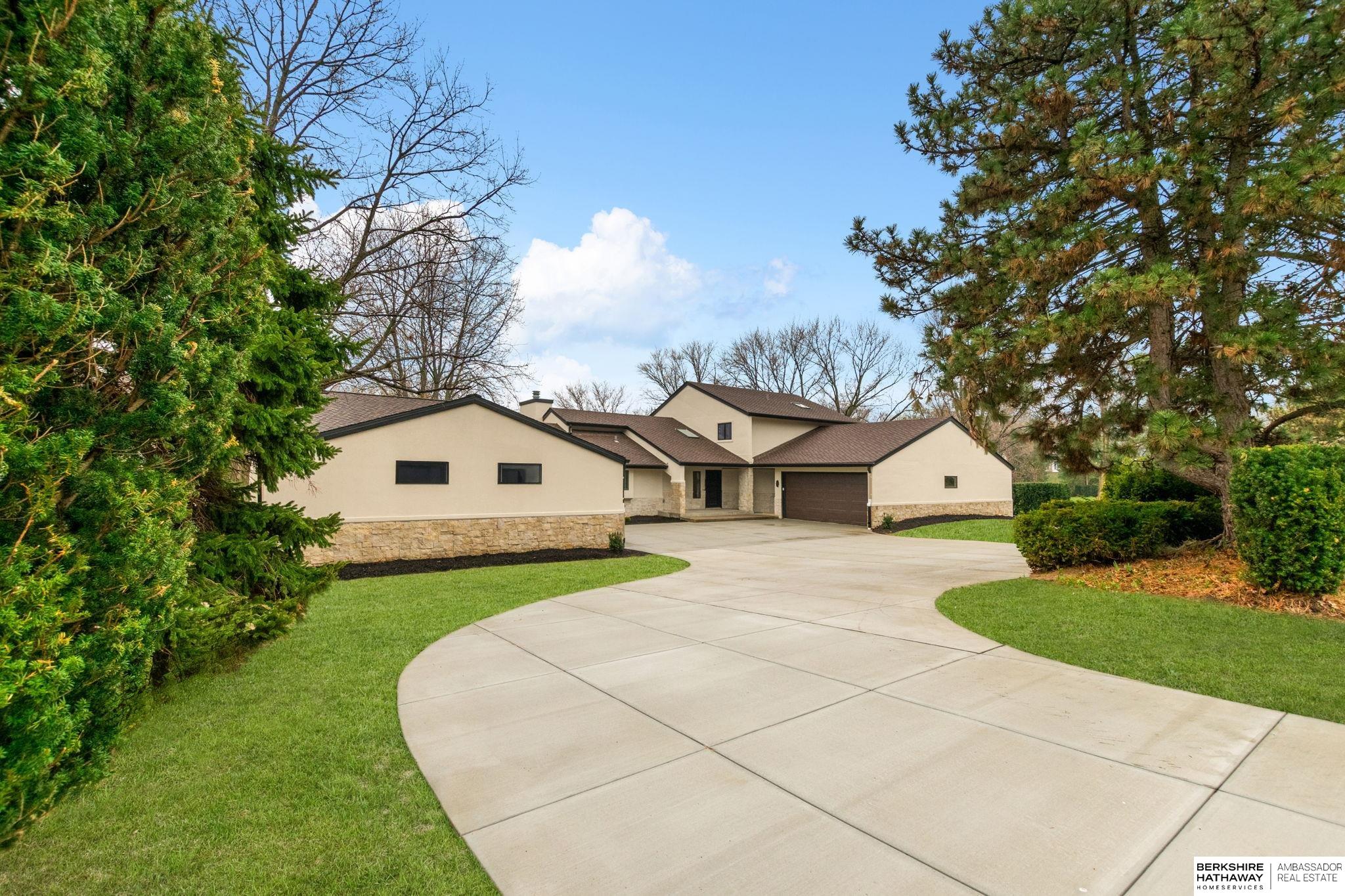 21025 Roundup Road — photo