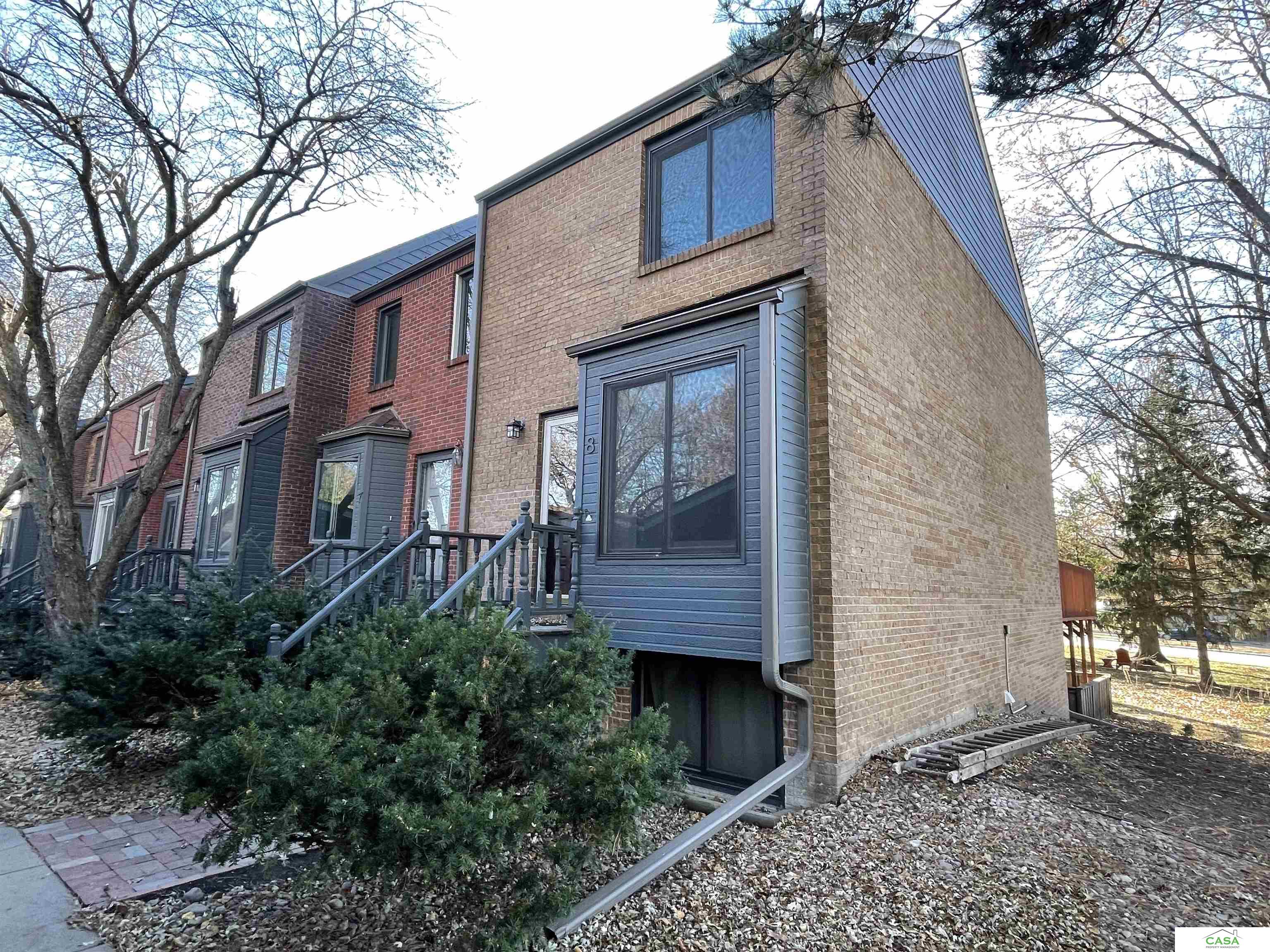 5809 Berkeley Drive #8 — photo