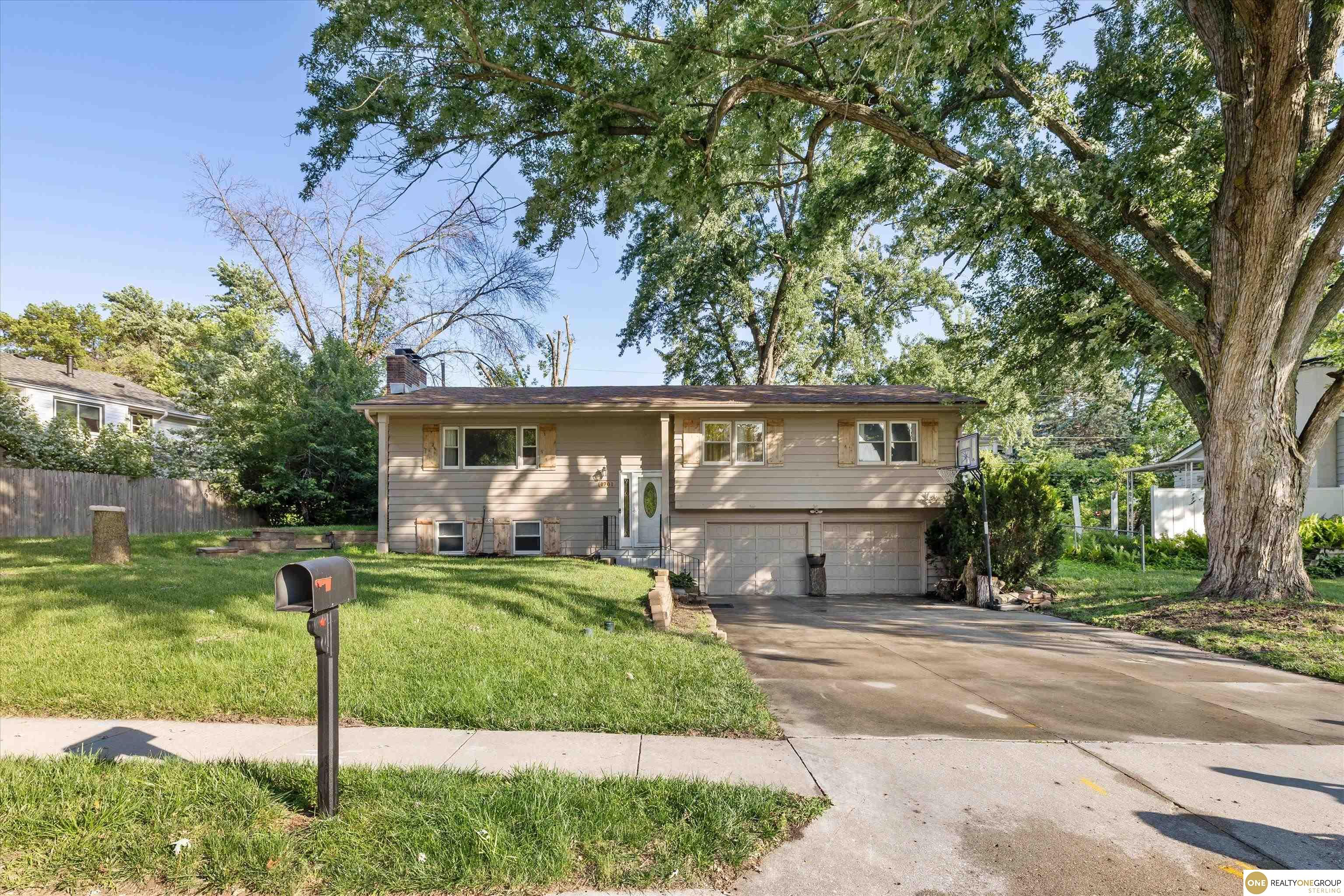 1701 Cascio Drive — photo