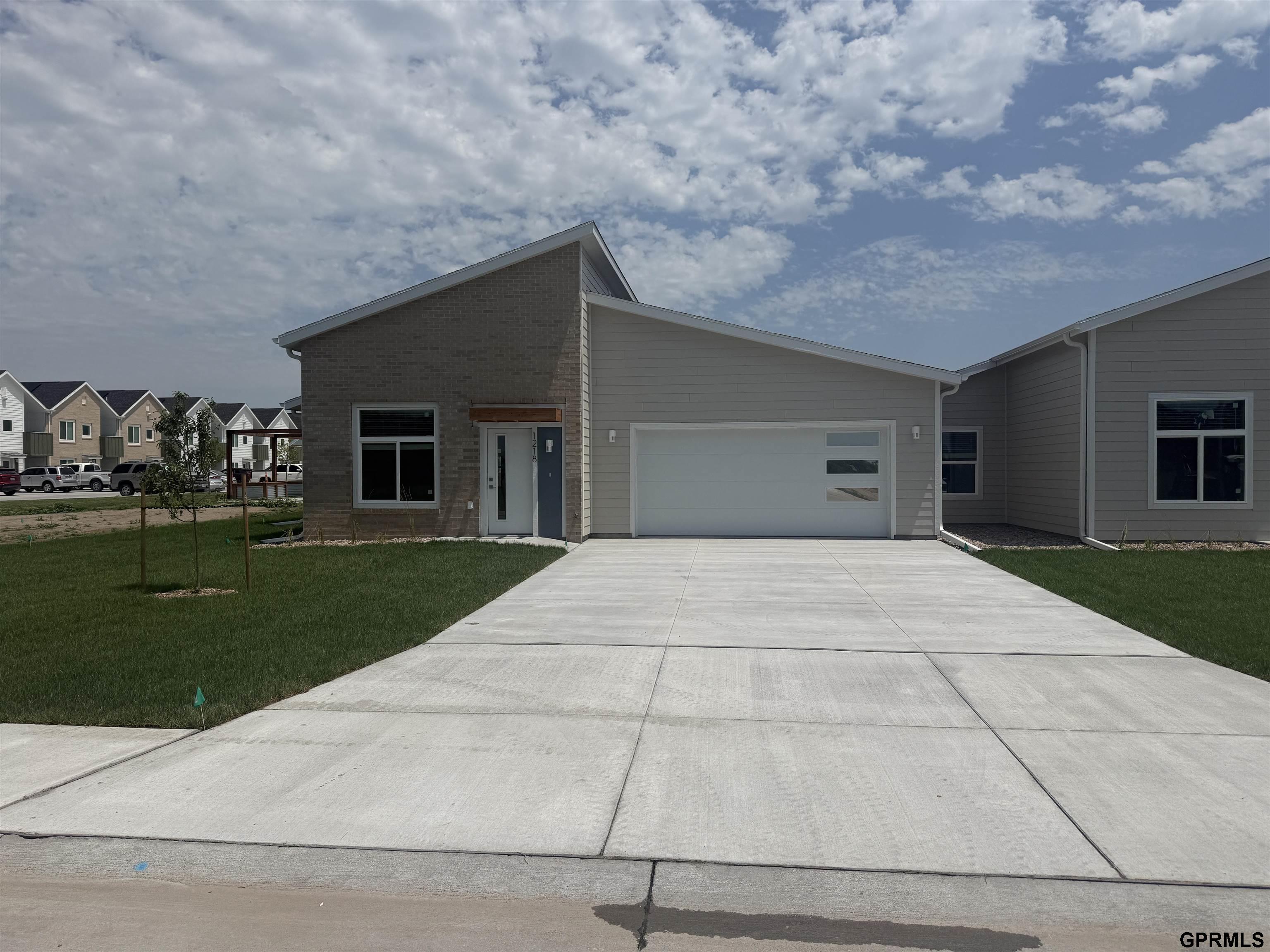 1218 Wycoff Drive — photo