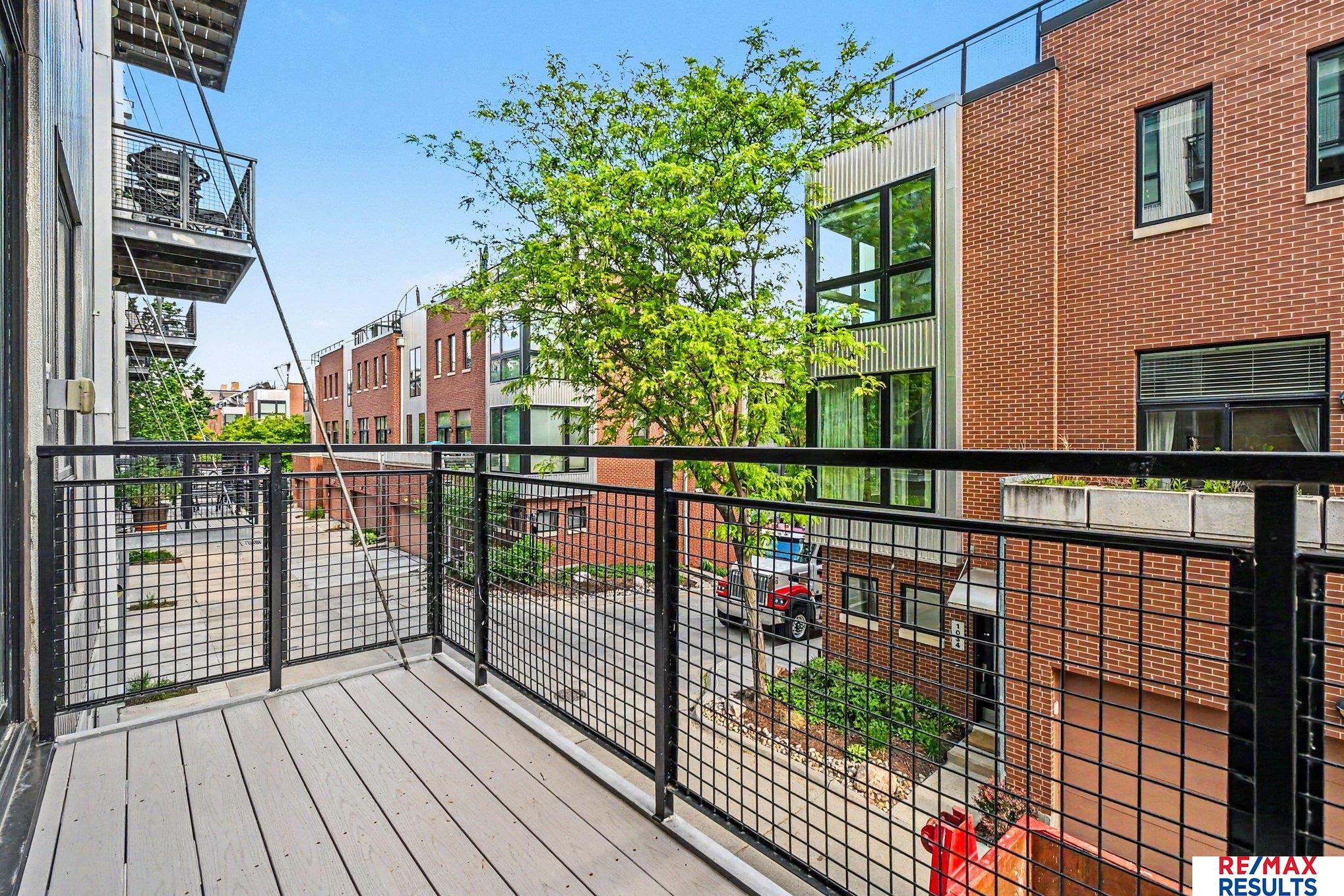 1027 Marcy Plaza #202 — photo