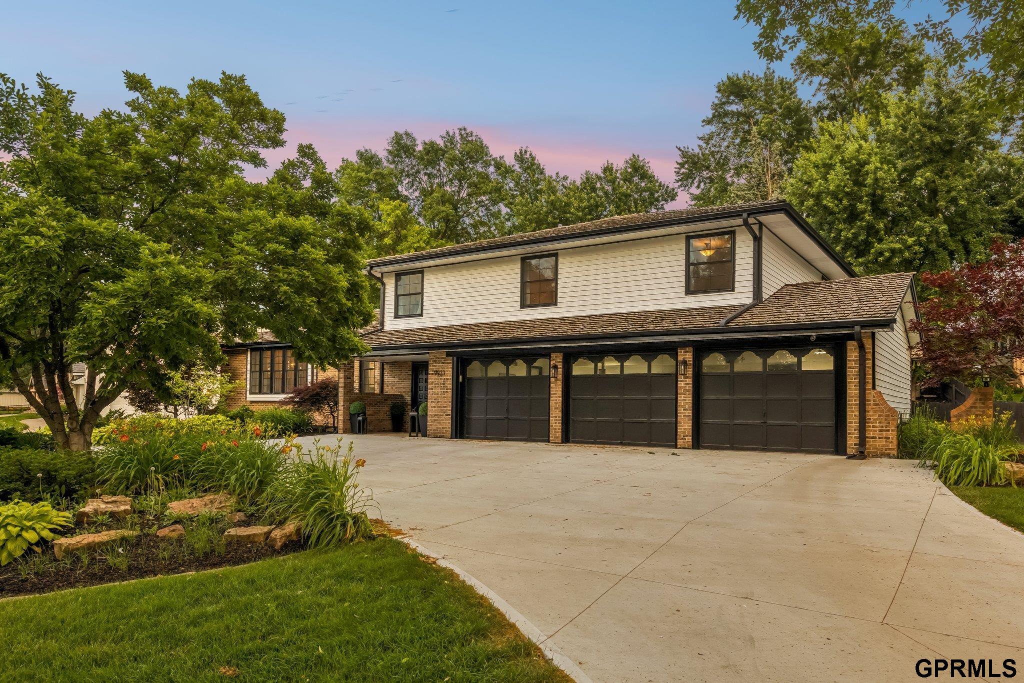 9933 Devonshire Drive — photo