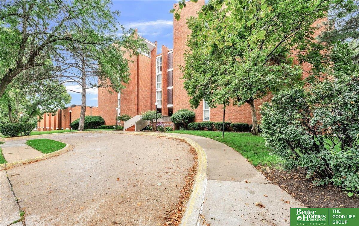 3702 Jackson Street # 105 — photo